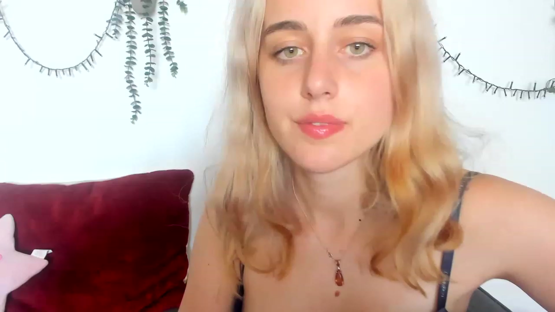 Gallery image thumbnail from AliceKatz's myfreecams stream on, 07/08/2023, 12:59 image 11 of 20