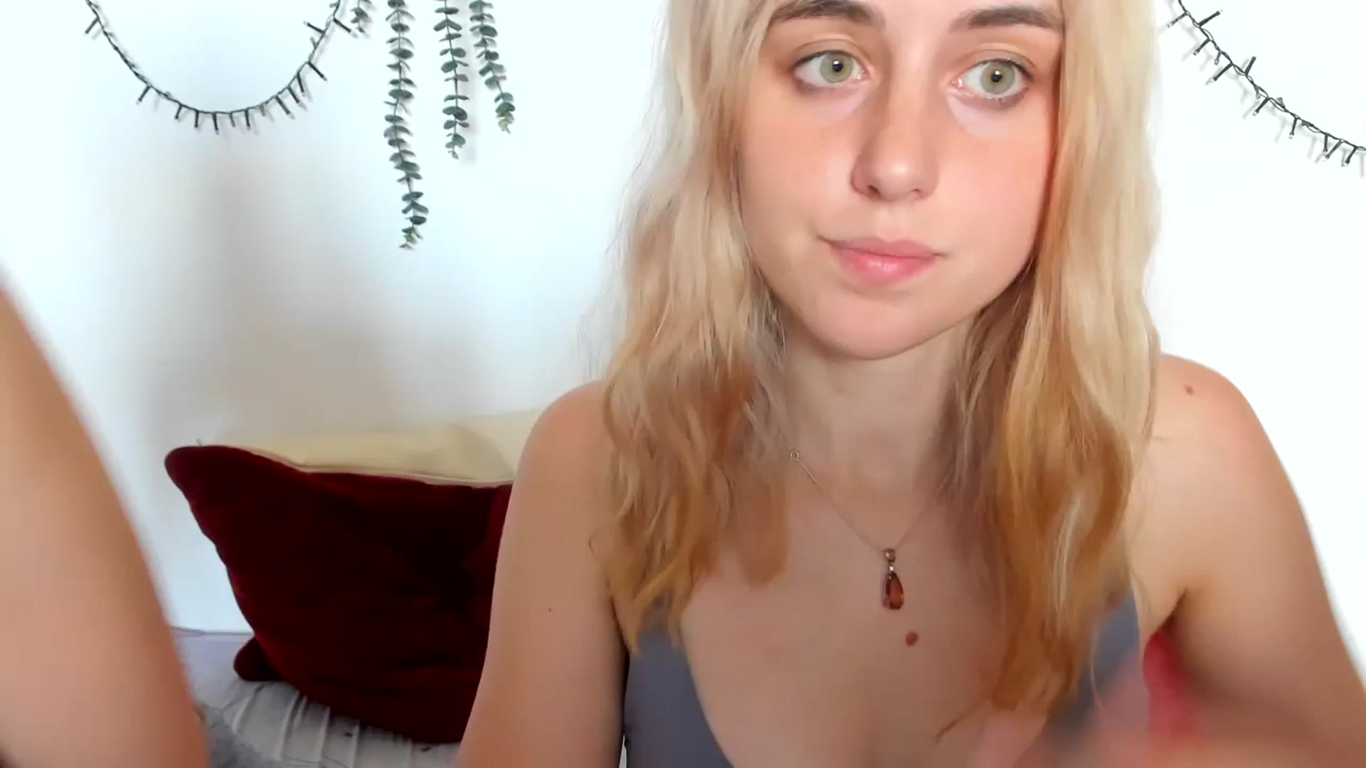 Gallery image thumbnail from AliceKatz's myfreecams stream on, 07/10/2023, 12:47 image 14 of 20