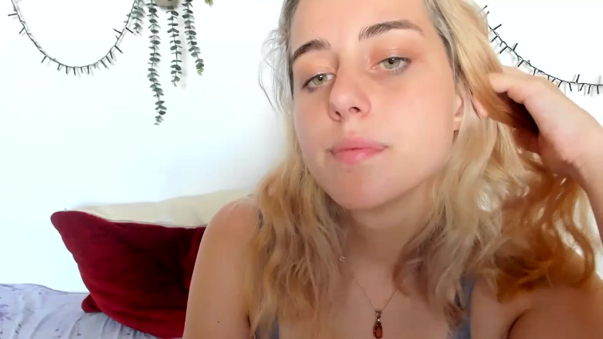 Gallery image thumbnail from AliceKatz's myfreecams stream on, 07/10/2023, 12:47 image 4 of 20