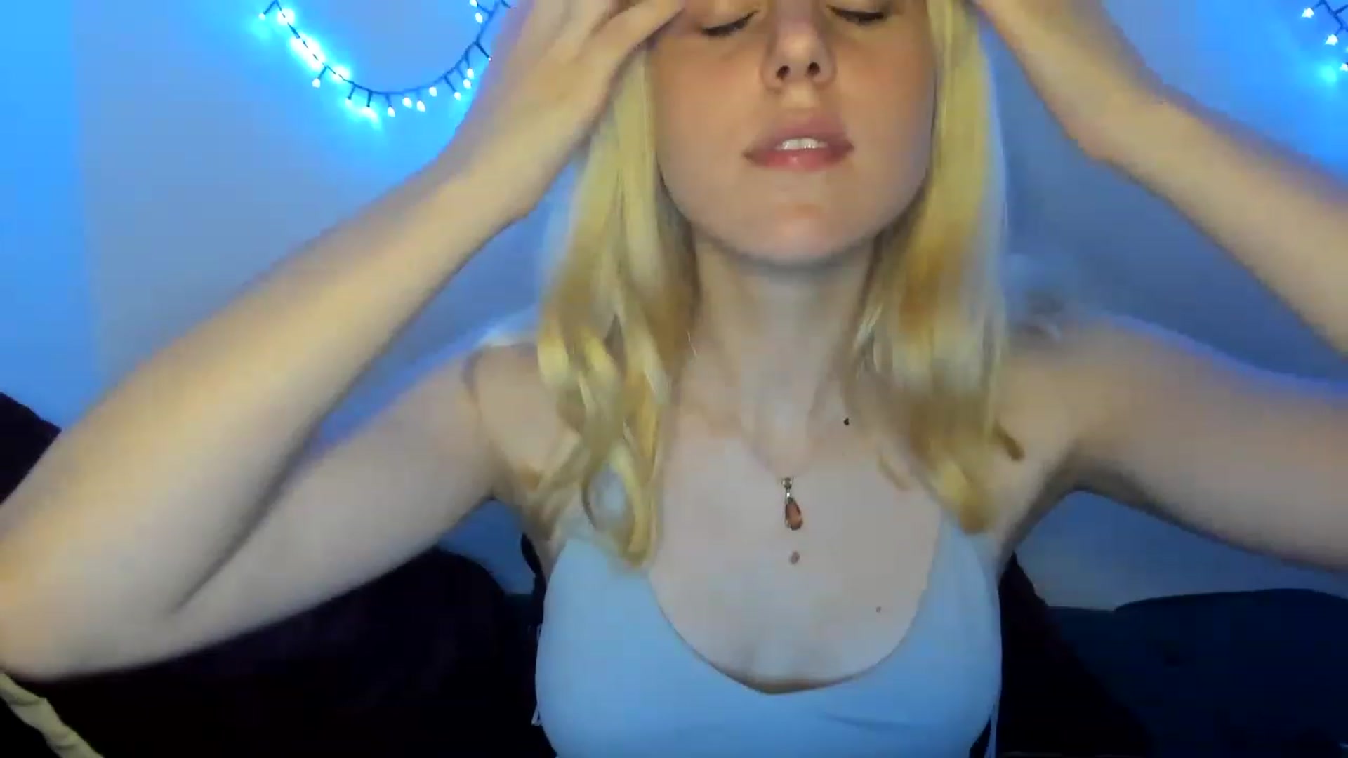 Gallery image thumbnail from AliceKatz's myfreecams stream on, 07/15/2023, 21:20 image 13 of 20
