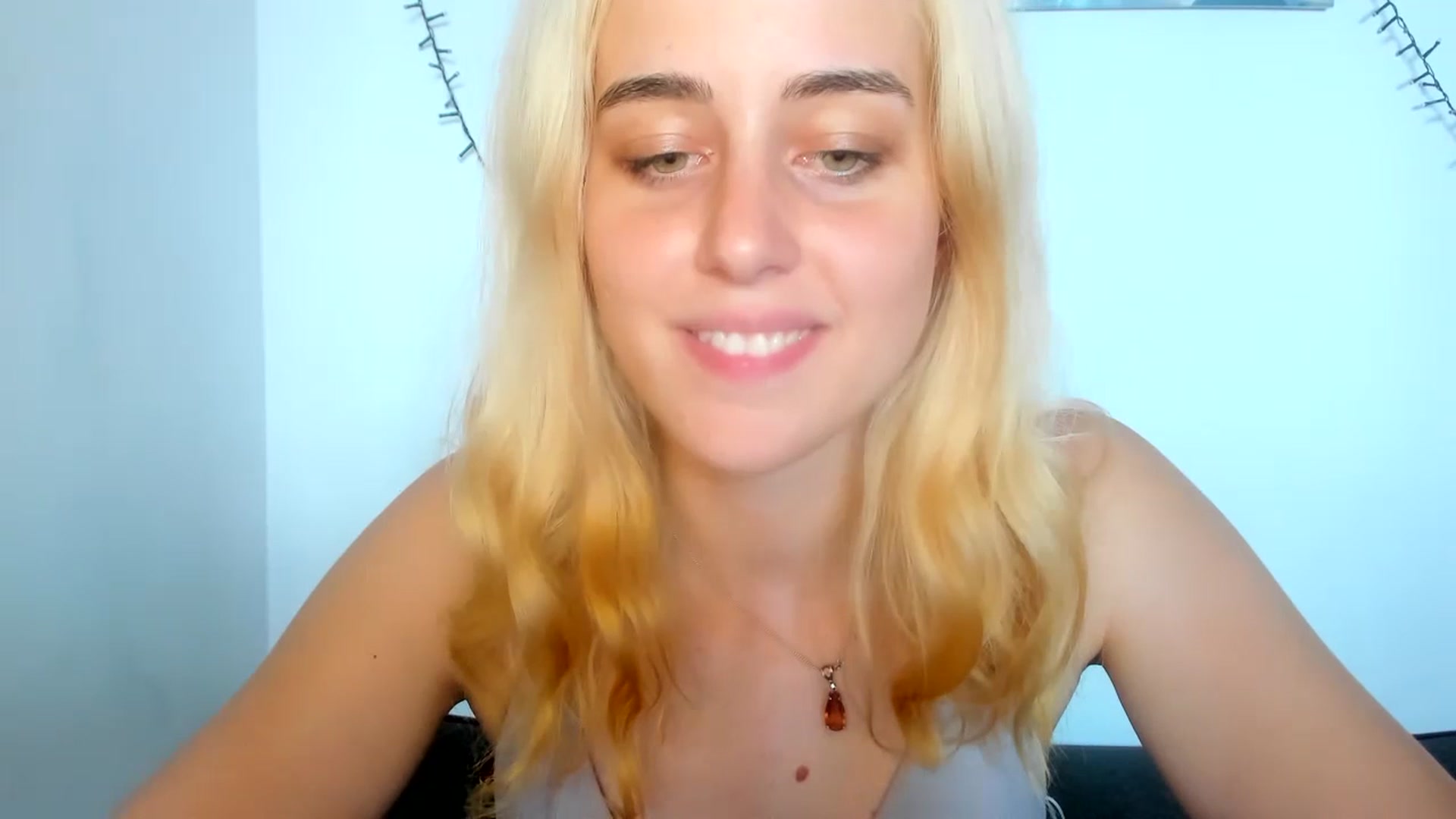 Gallery image thumbnail from AliceKatz's myfreecams stream on, 07/16/2023, 12:03 image 3 of 20