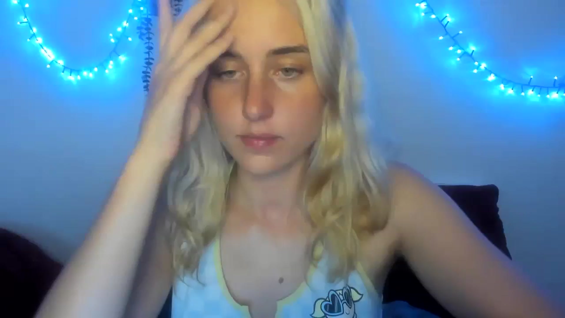 Gallery image thumbnail from AliceKatz's myfreecams stream on, 07/25/2023, 17:43 image 13 of 20