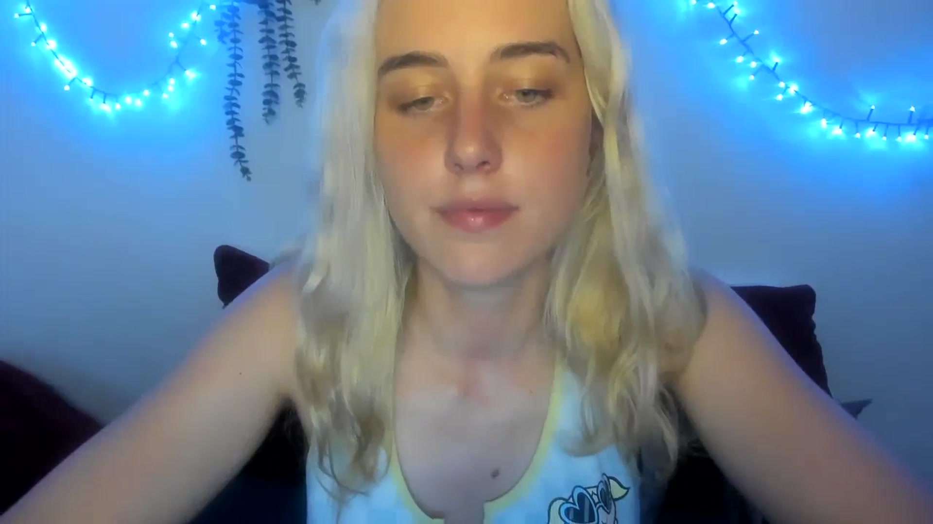 Gallery image thumbnail from AliceKatz's myfreecams stream on, 07/25/2023, 17:43 image 19 of 20