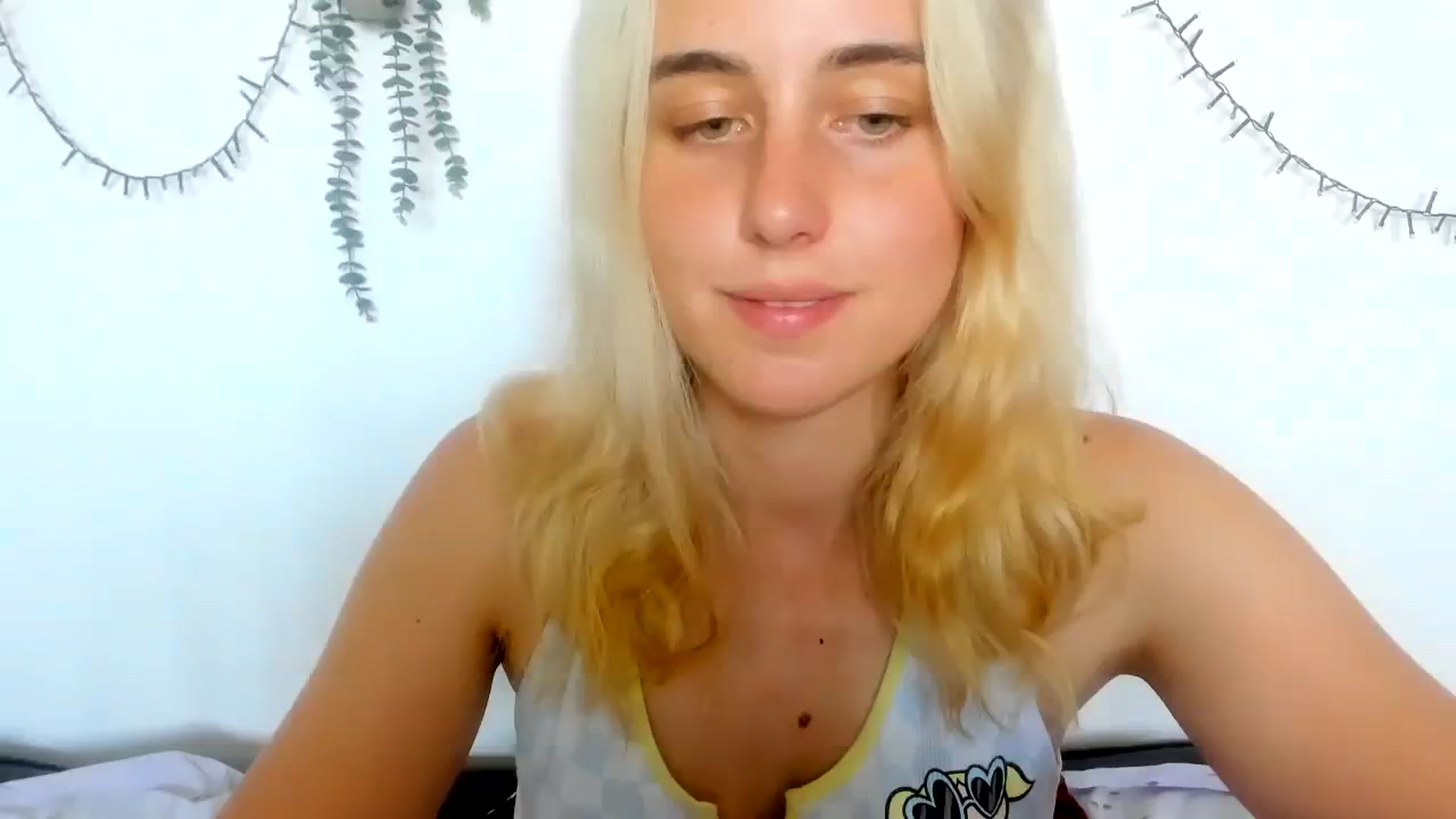 Gallery image thumbnail from AliceKatz's myfreecams stream on, 07/26/2023, 11:33 image 12 of 20
