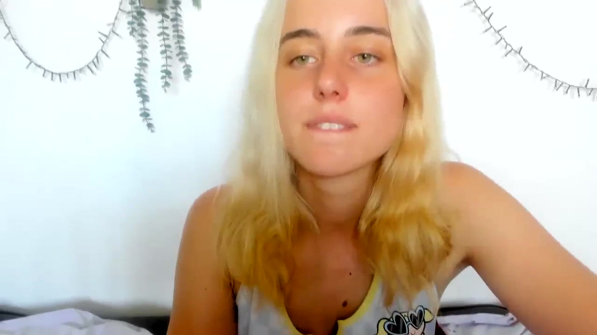 Gallery image thumbnail from AliceKatz's myfreecams stream on, 07/26/2023, 11:33 image 10 of 20