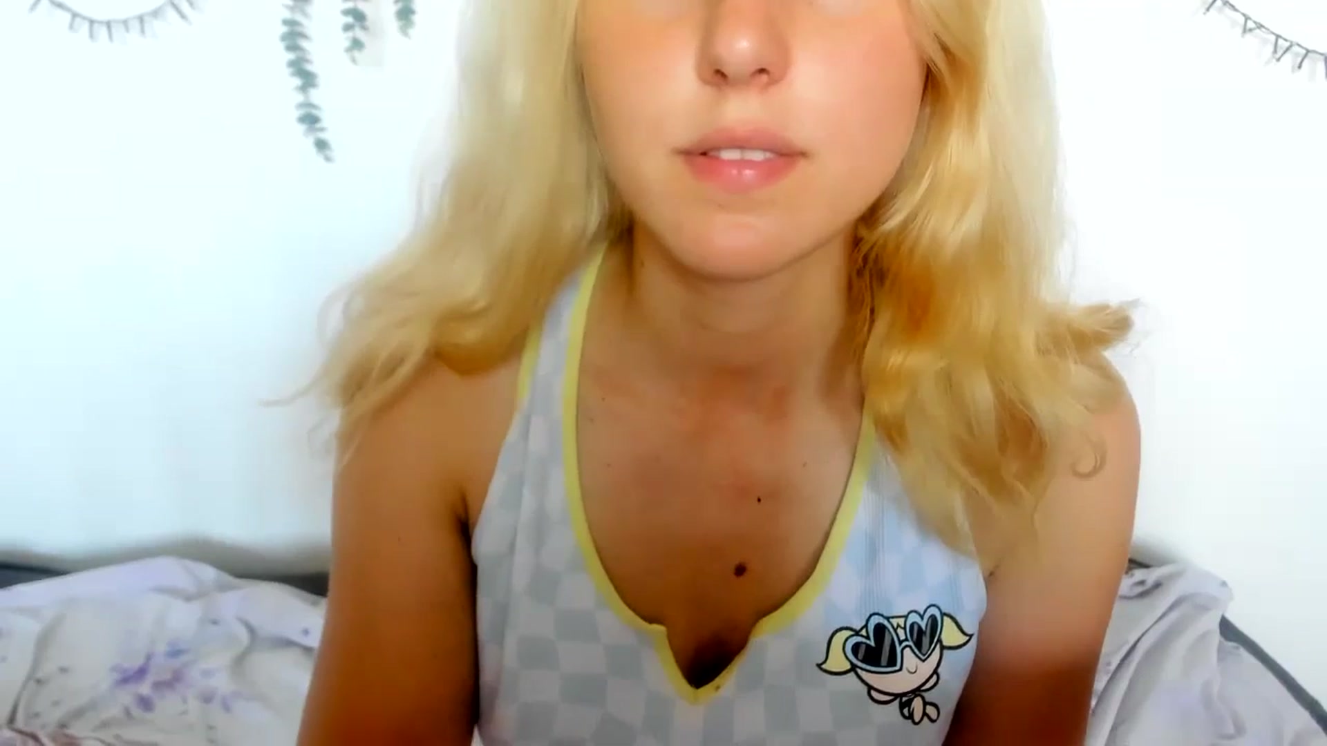 Gallery image thumbnail from AliceKatz's myfreecams stream on, 07/26/2023, 11:33 image 13 of 20