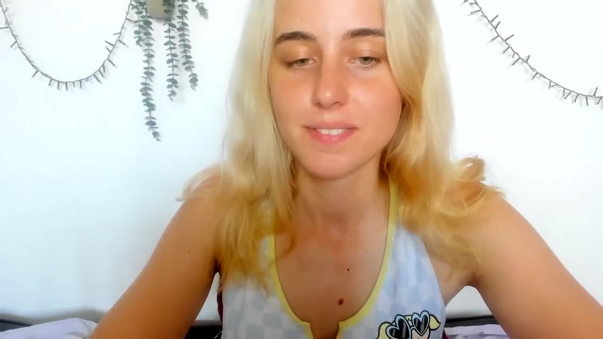 Gallery image thumbnail from AliceKatz's myfreecams stream on, 07/26/2023, 11:33 image 15 of 20