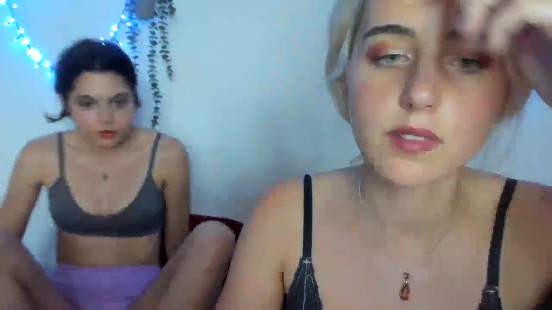 Gallery image thumbnail from AliceKatz's myfreecams stream on, 07/31/2023, 17:09 image 2 of 20