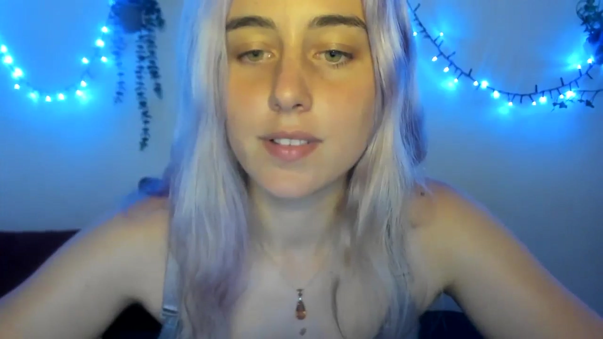Gallery image thumbnail from AliceKatz's myfreecams stream on, 08/02/2023, 21:59 image 4 of 20