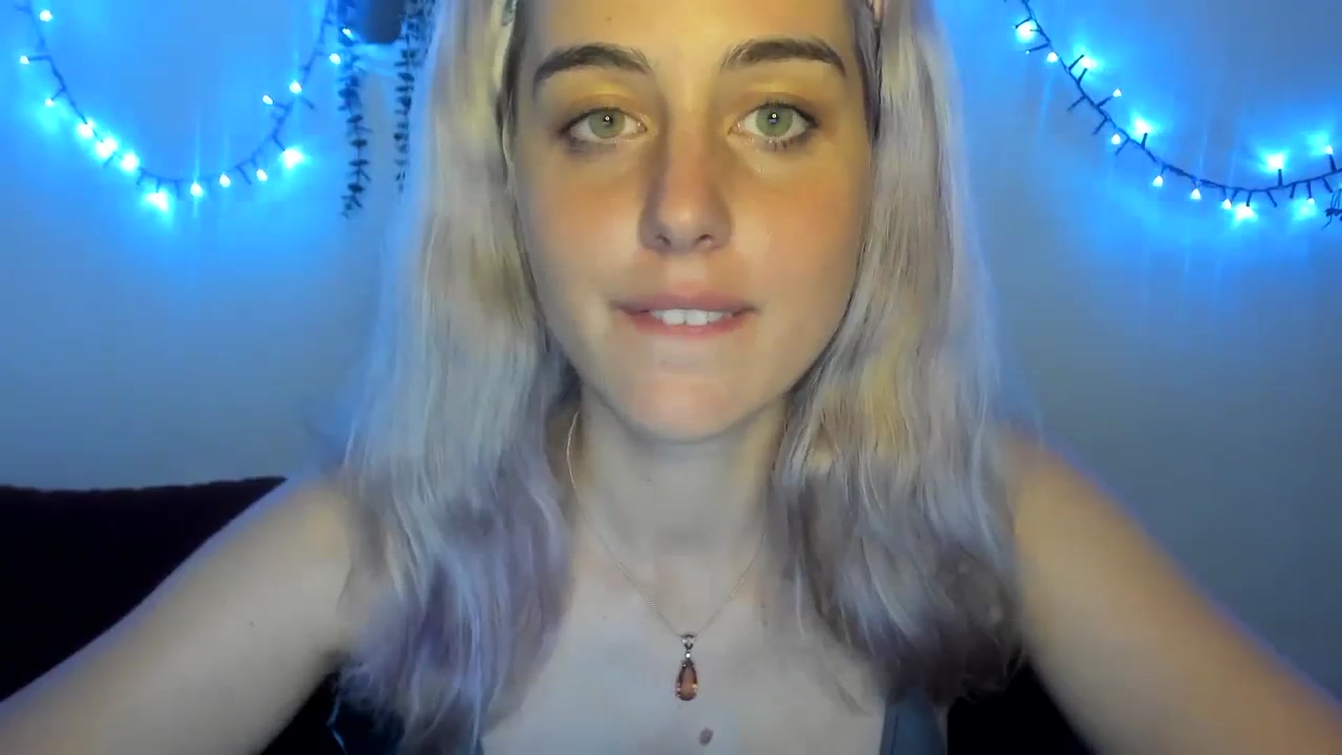 Gallery image thumbnail from AliceKatz's myfreecams stream on, 08/03/2023, 19:00 image 6 of 20