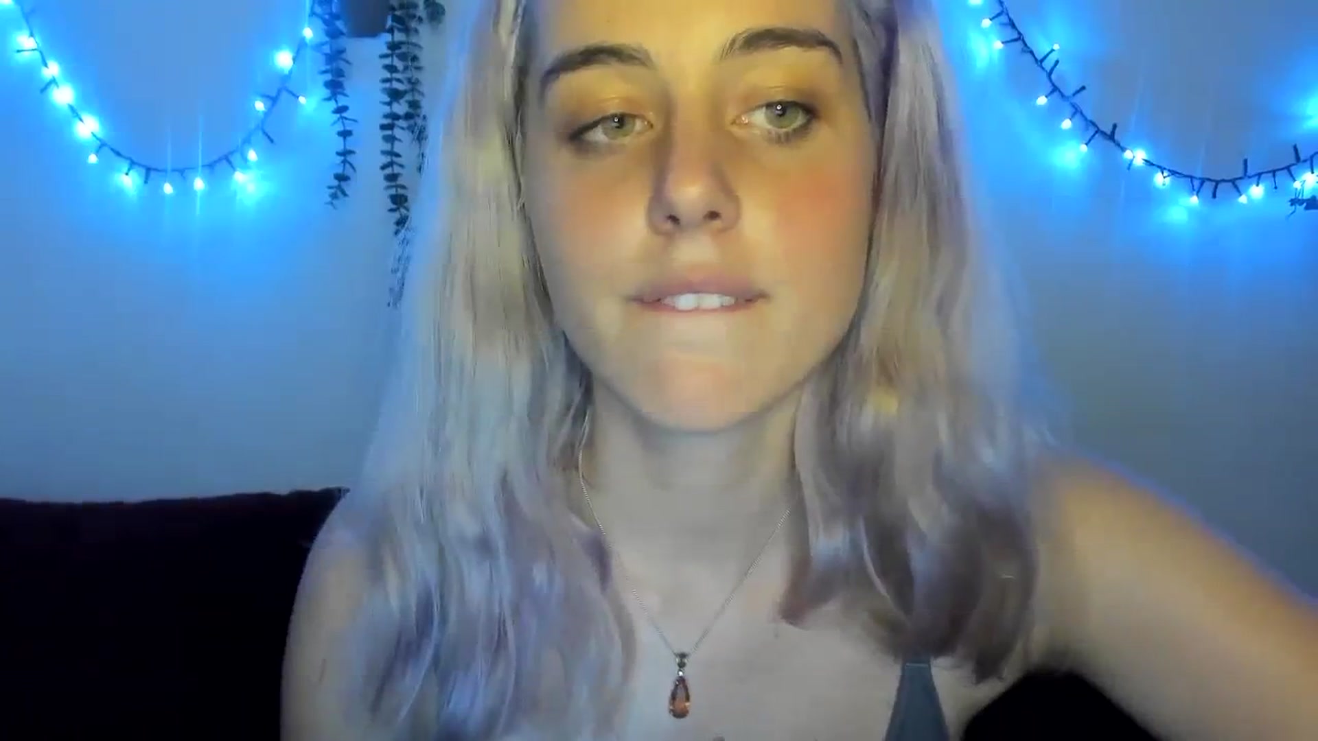 Gallery image thumbnail from AliceKatz's myfreecams stream on, 08/03/2023, 19:00 image 14 of 20