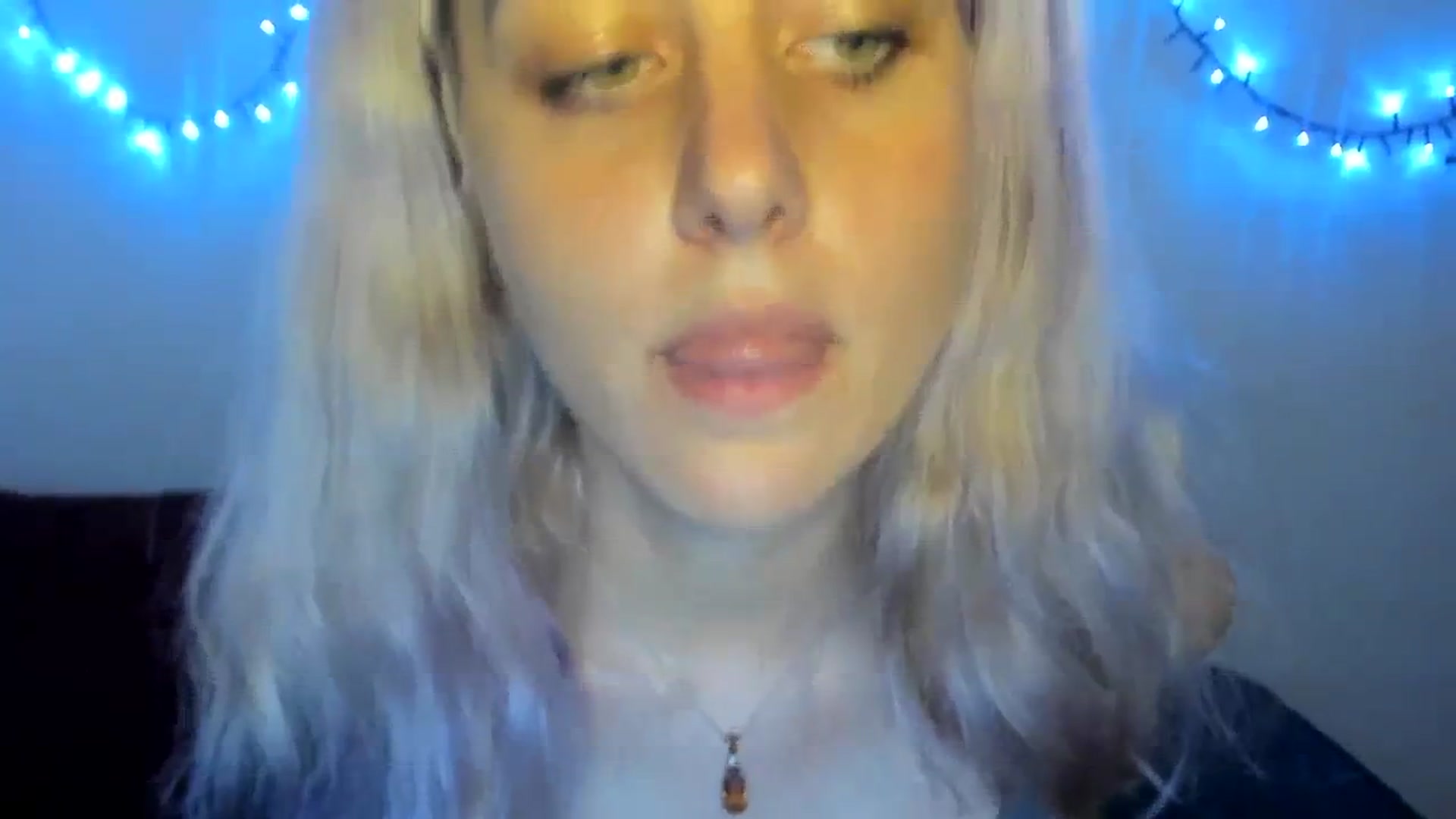 Gallery image thumbnail from AliceKatz's myfreecams stream on, 08/03/2023, 19:00 image 11 of 20