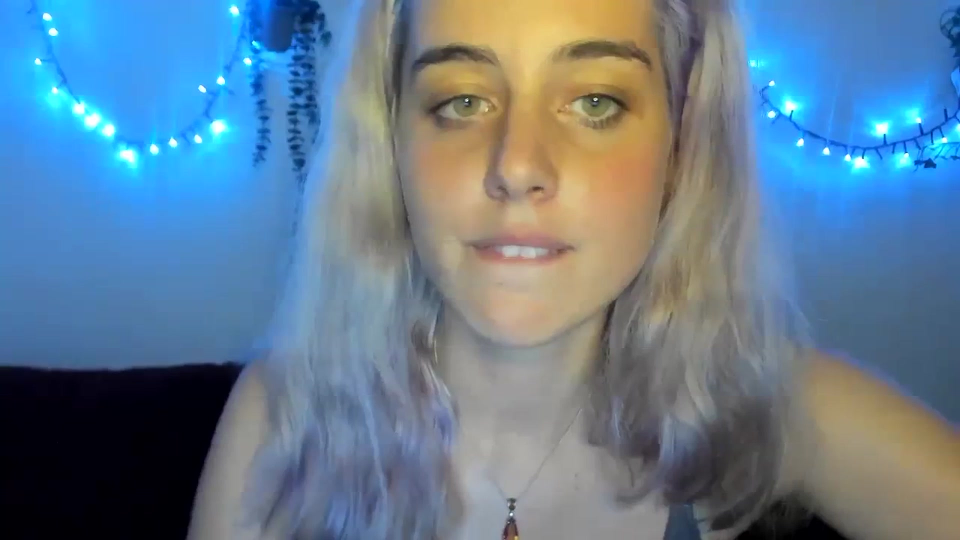 Gallery image thumbnail from AliceKatz's myfreecams stream on, 08/03/2023, 19:00 image 20 of 20