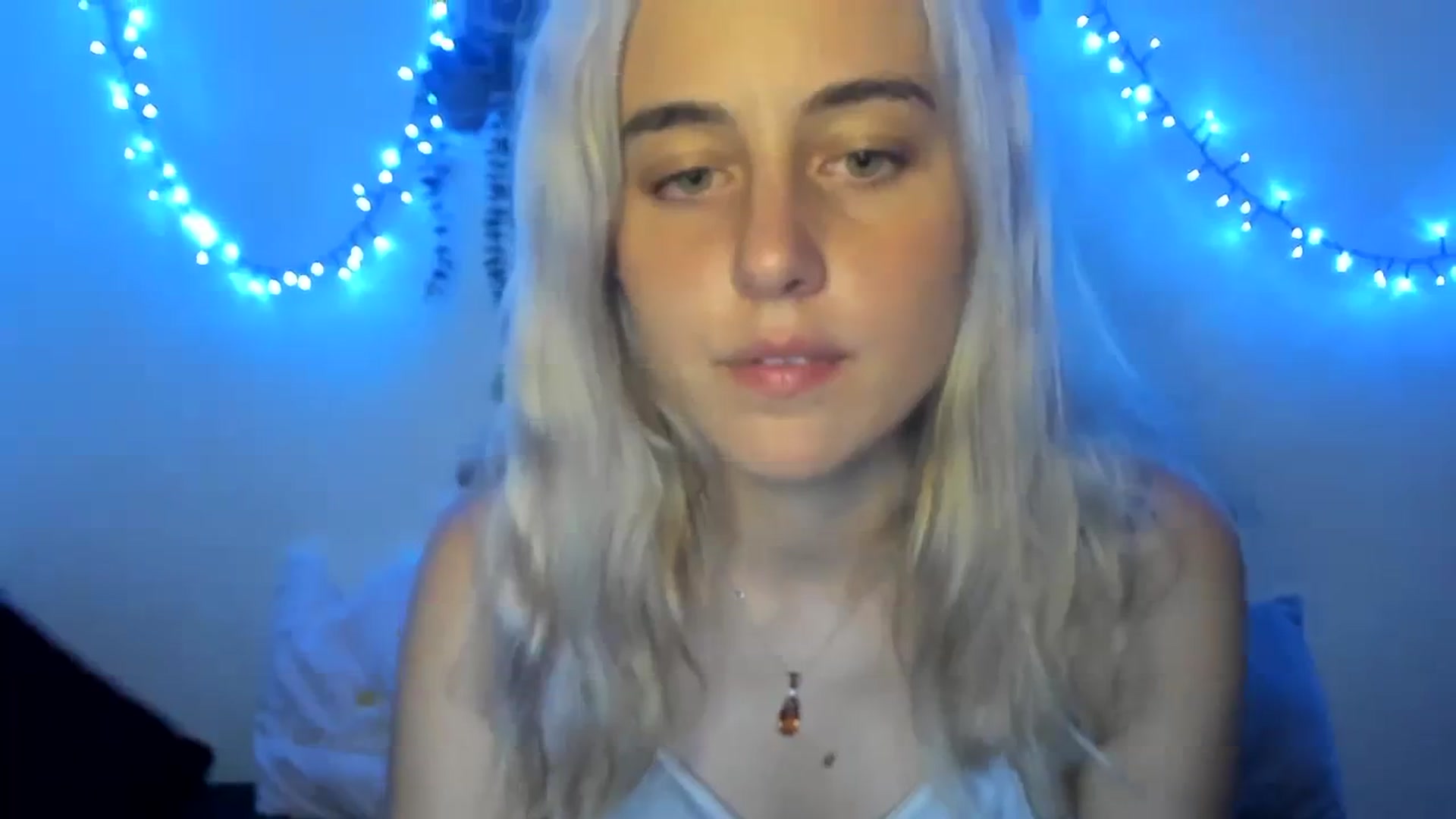 Gallery image thumbnail from AliceKatz's myfreecams stream on, 08/08/2023, 18:12 image 14 of 20
