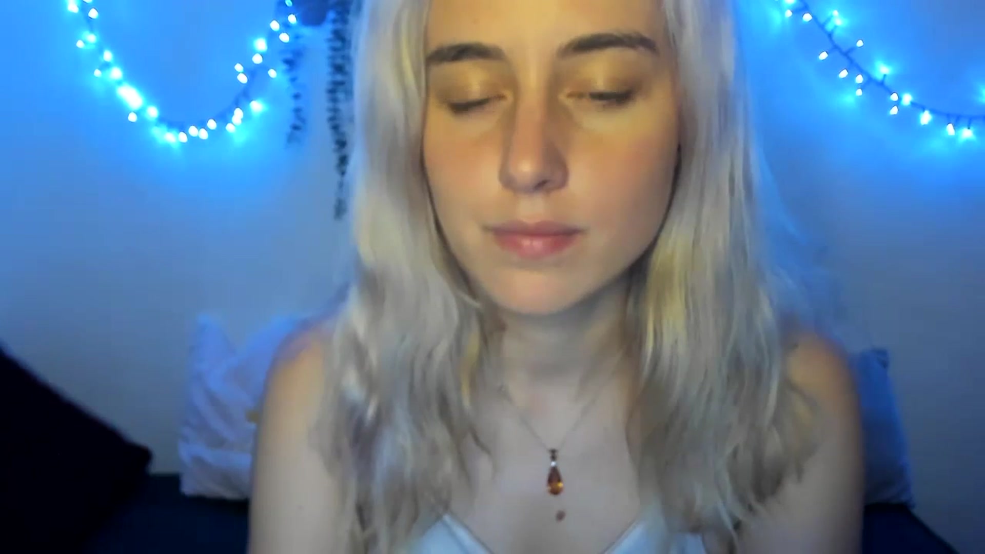 Gallery image thumbnail from AliceKatz's myfreecams stream on, 08/08/2023, 18:12 image 19 of 20