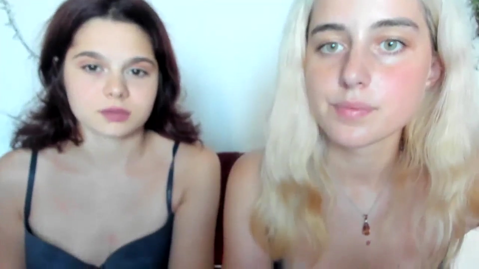 Gallery image thumbnail from AliceKatz's myfreecams stream on, 08/21/2023, 16:21 image 7 of 20