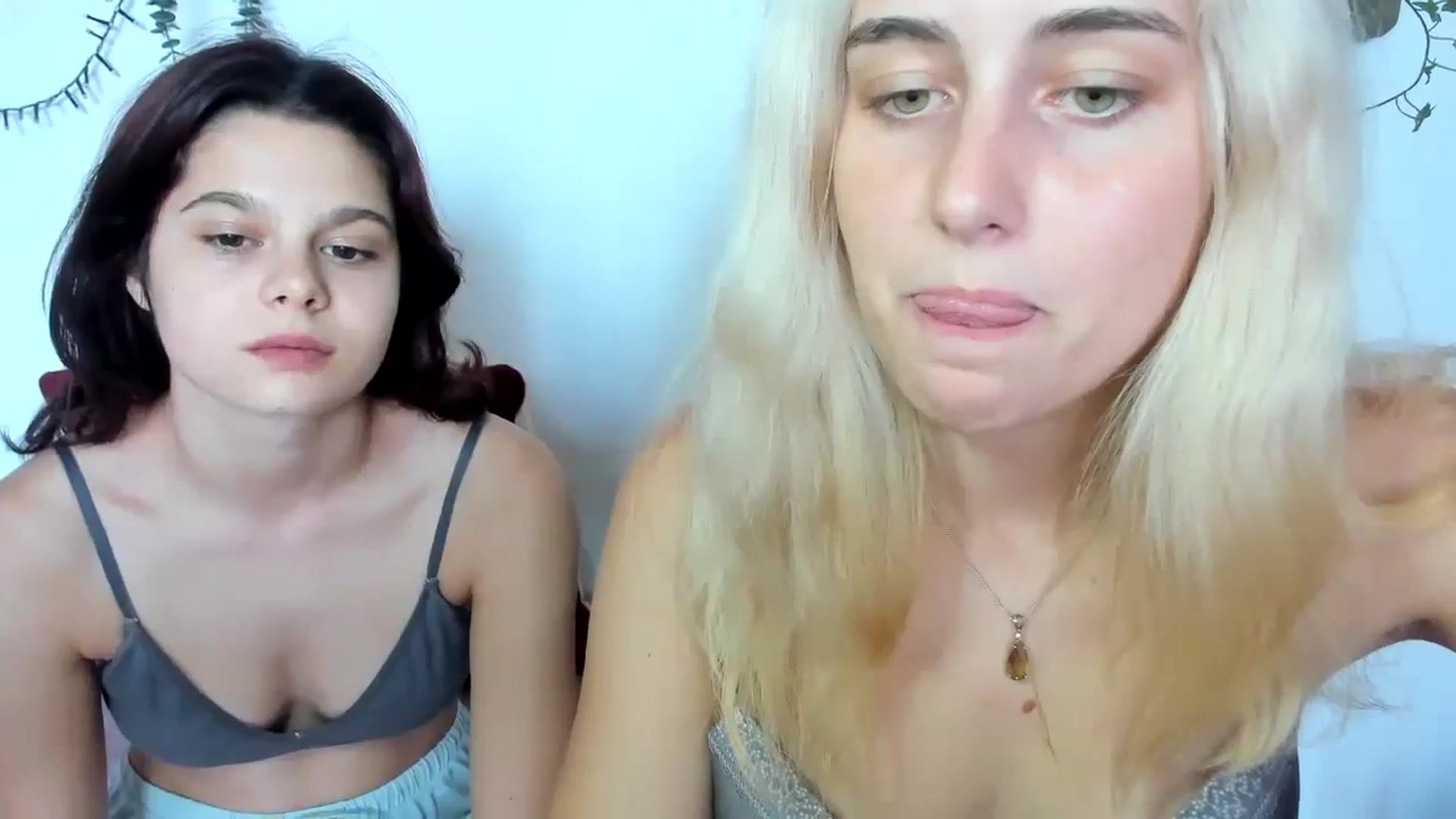 Gallery image thumbnail from AliceKatz's myfreecams stream on, 08/31/2023, 11:52 image 14 of 20