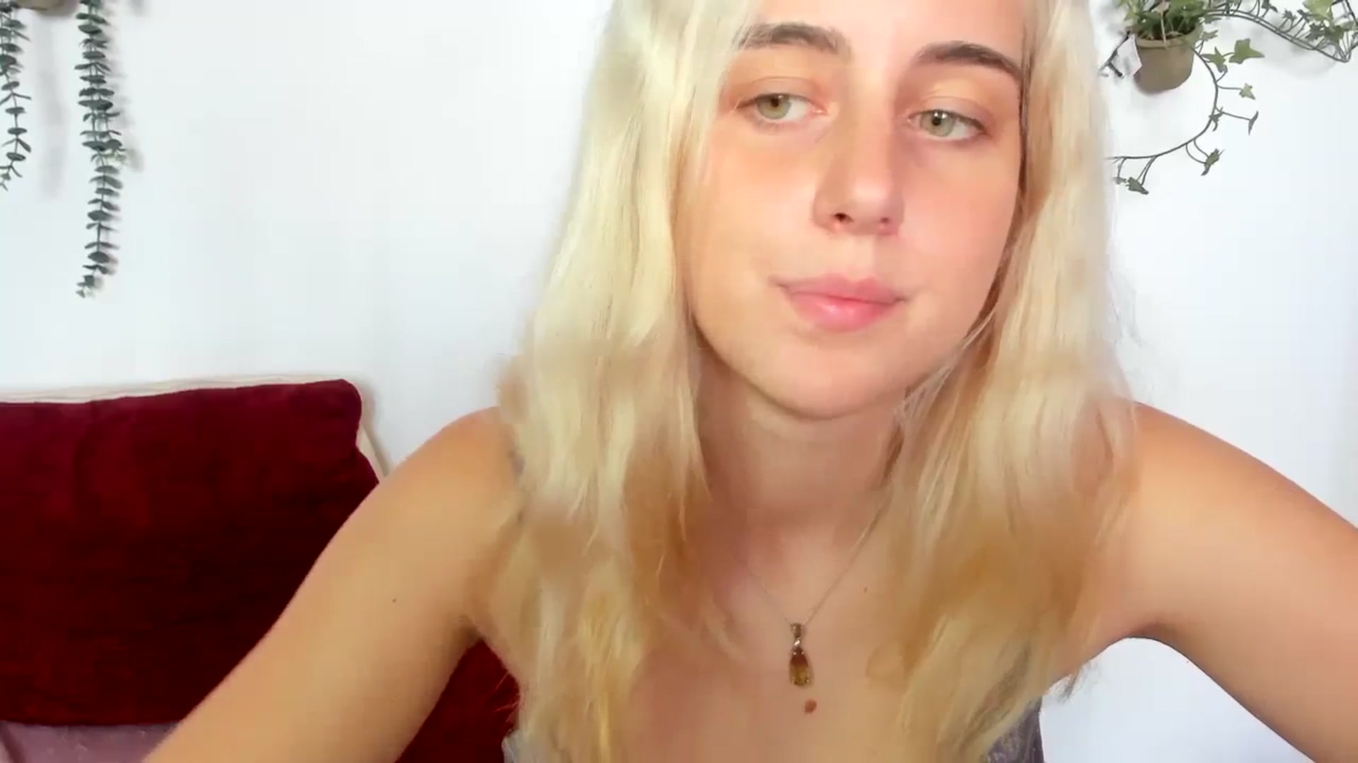 Gallery image thumbnail from AliceKatz's myfreecams stream on, 08/31/2023, 12:27 image 17 of 20