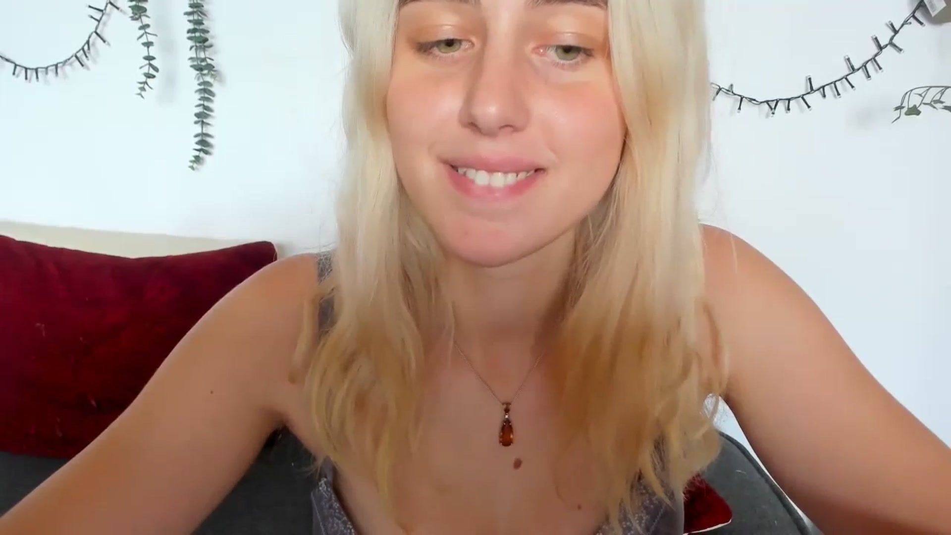 Gallery image thumbnail from AliceKatz's myfreecams stream on, 09/10/2023, 11:54 image 2 of 20