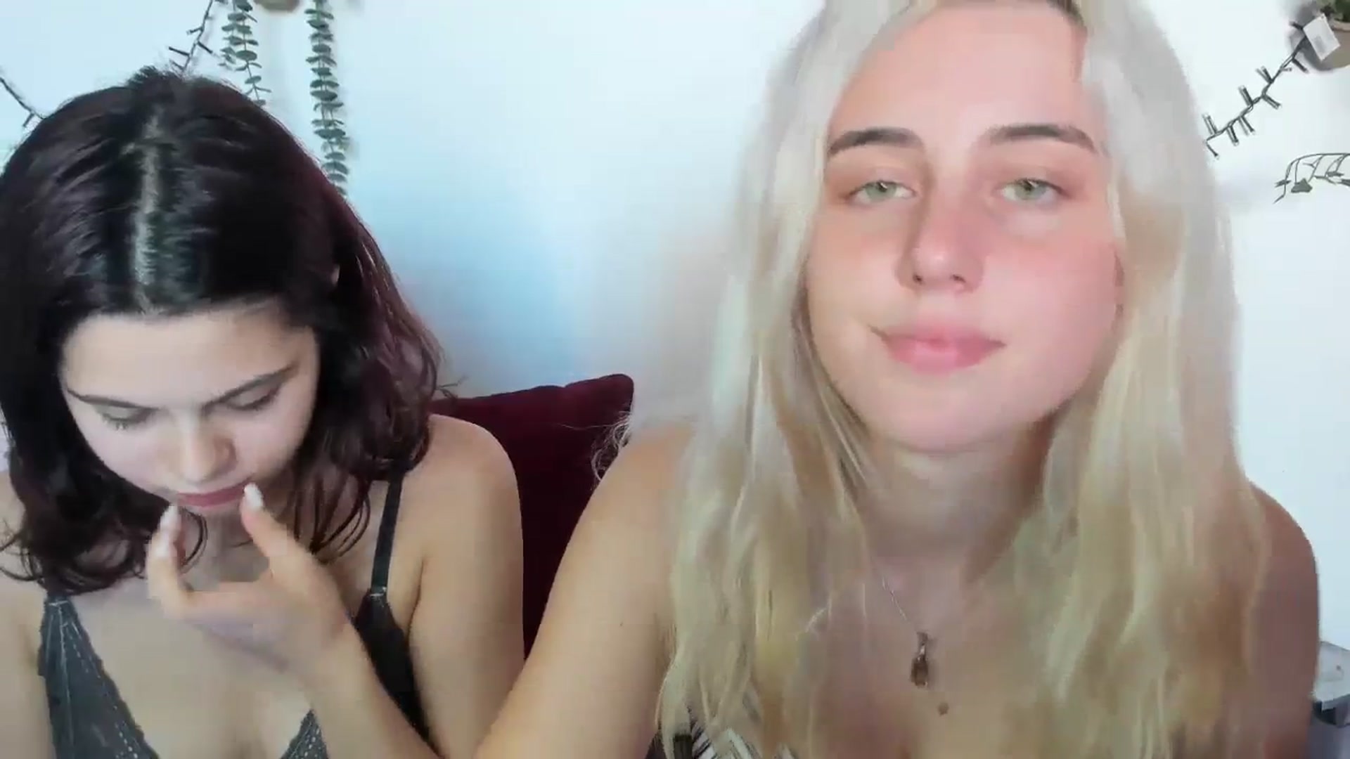 Gallery image thumbnail from AliceKatz's myfreecams stream on, 09/12/2023, 14:44 image 20 of 20