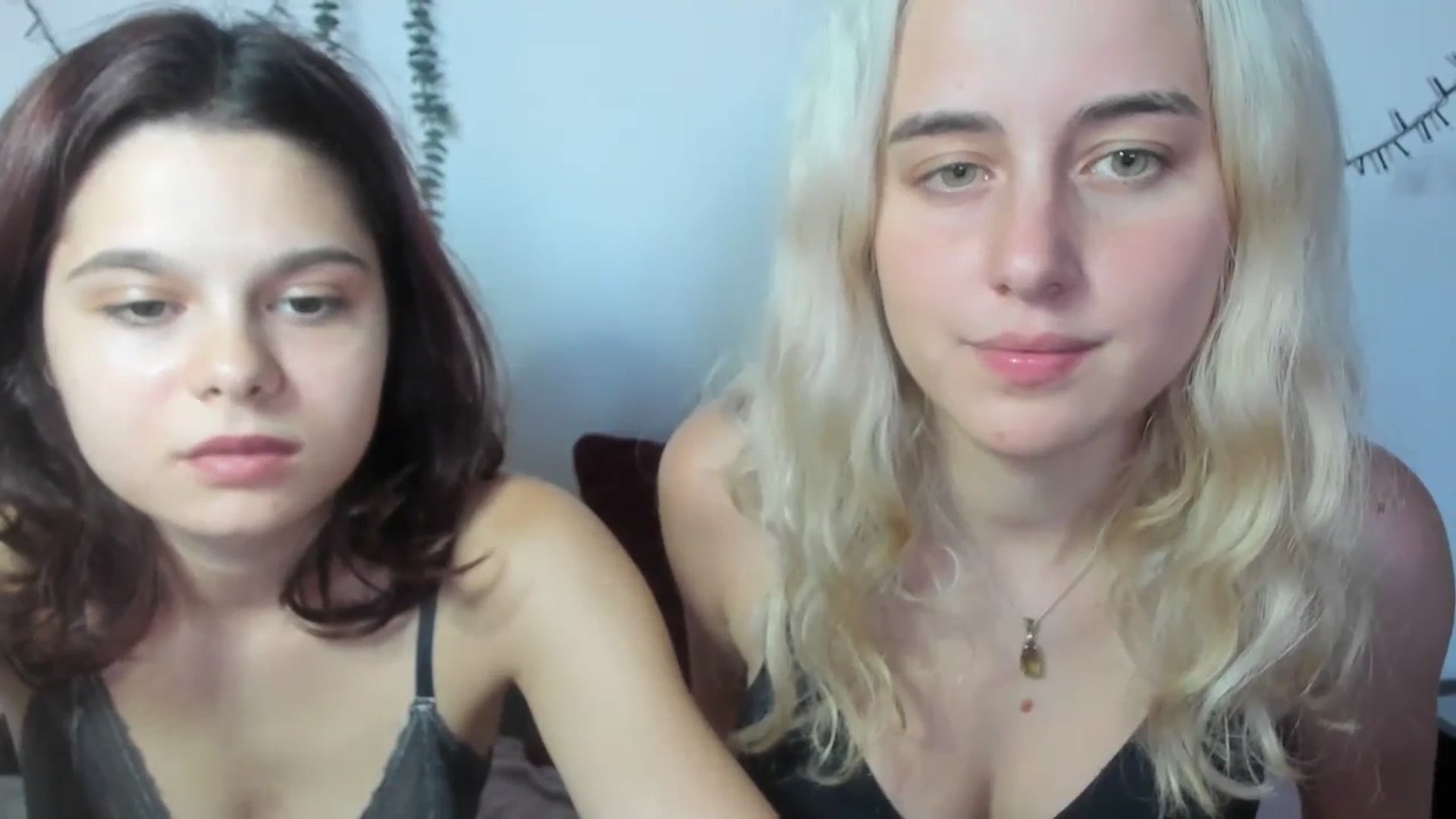 Gallery image thumbnail from AliceKatz's myfreecams stream on, 09/18/2023, 15:54 image 19 of 20
