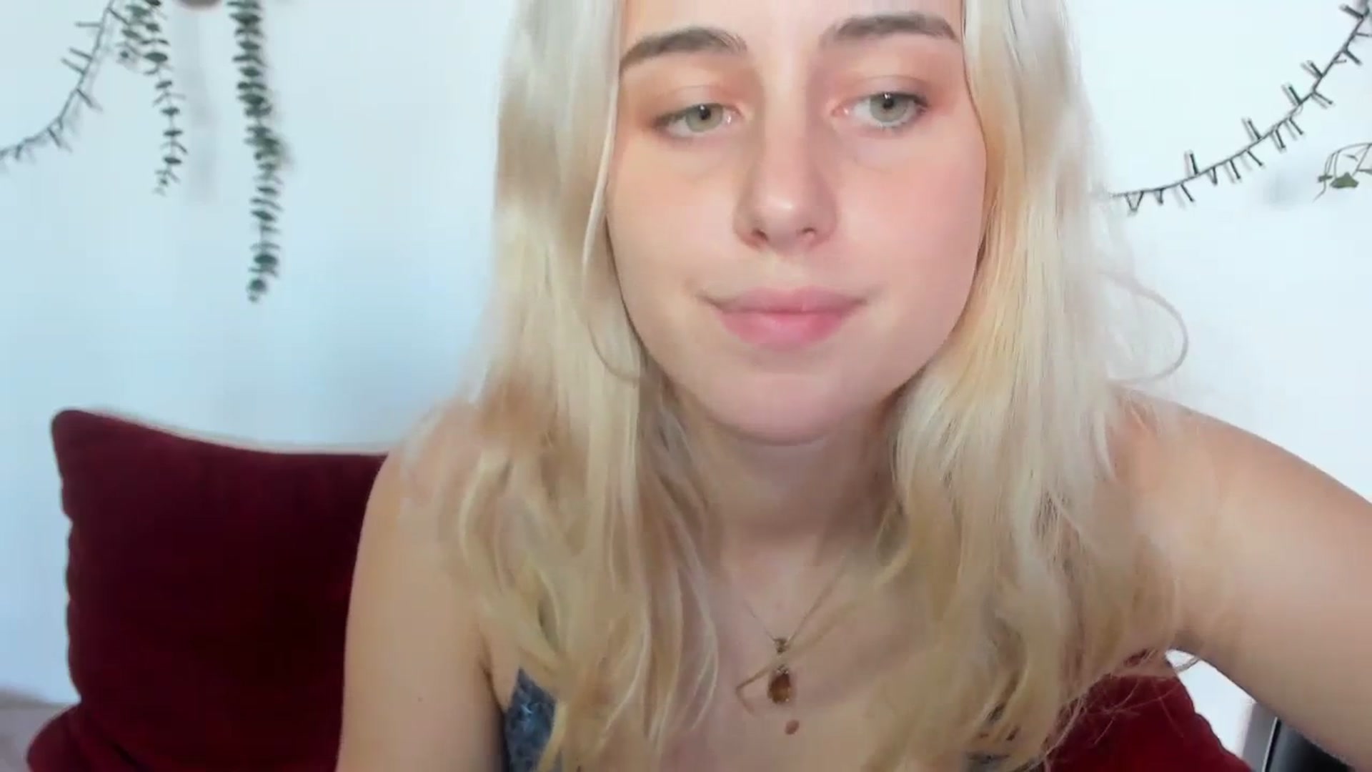 Gallery image thumbnail from AliceKatz's myfreecams stream on, 09/29/2023, 14:32 image 6 of 20