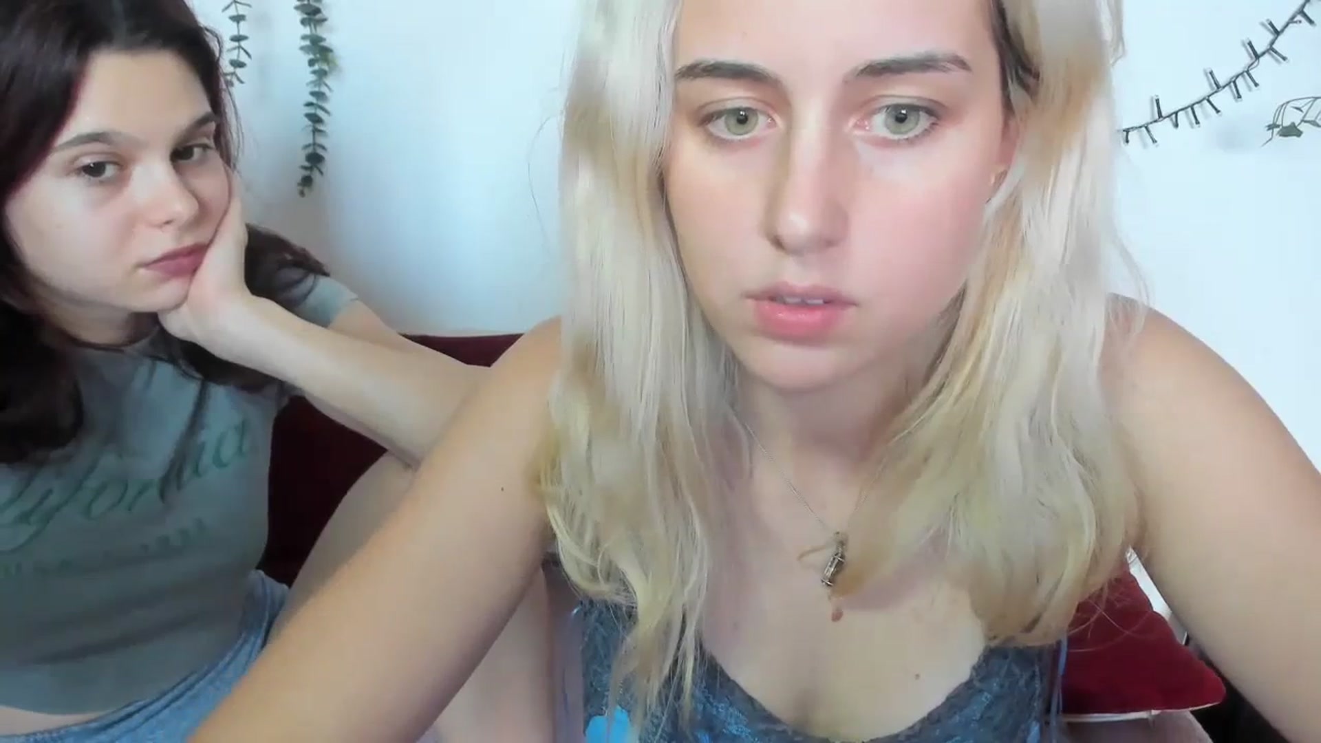Gallery image thumbnail from AliceKatz's myfreecams stream on, 09/29/2023, 14:45 image 12 of 20
