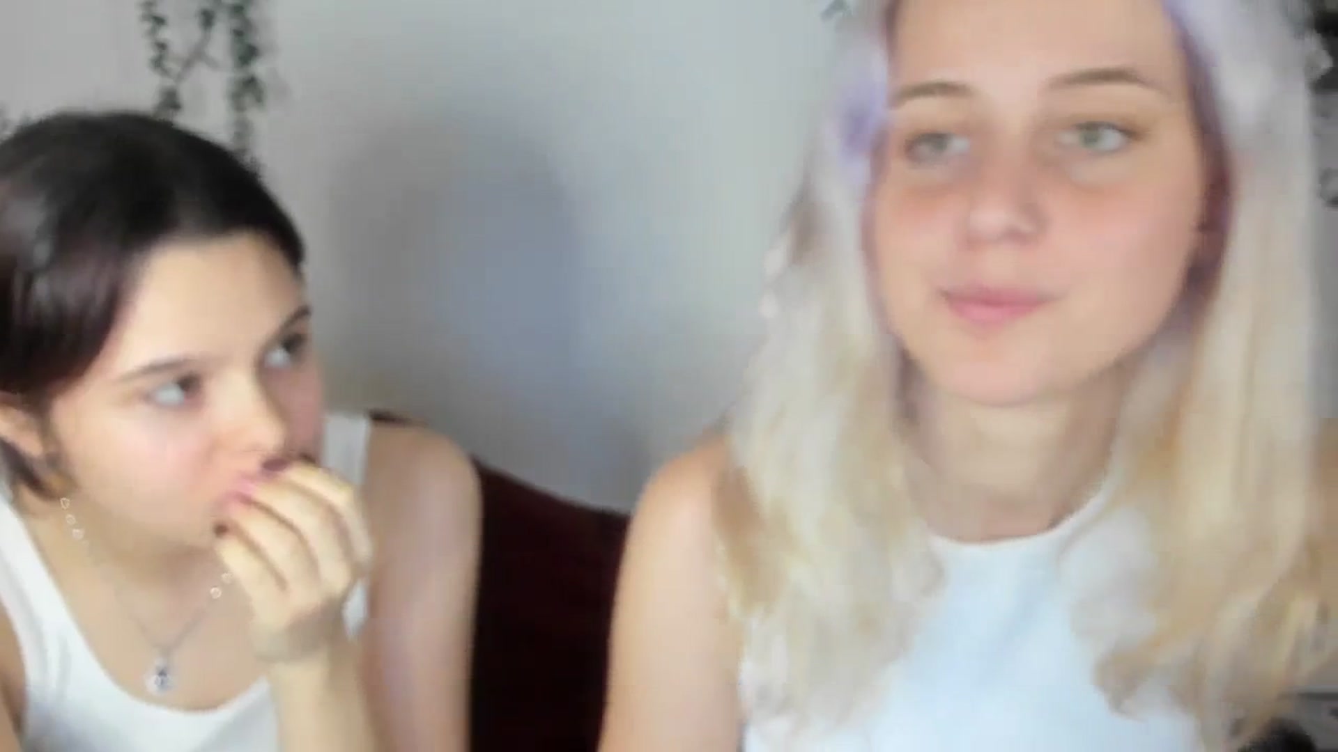 Gallery image thumbnail from AliceKatz's myfreecams stream on, 11/12/2023, 19:06 image 5 of 20
