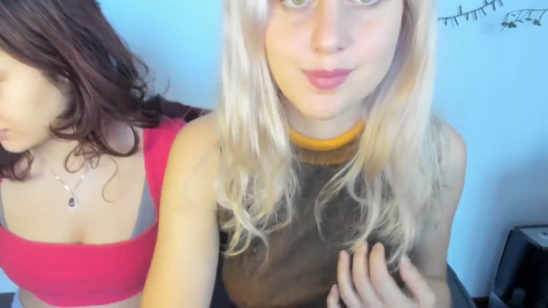 Gallery image thumbnail from AliceKatz's myfreecams stream on, 11/29/2023, 12:41 image 11 of 20