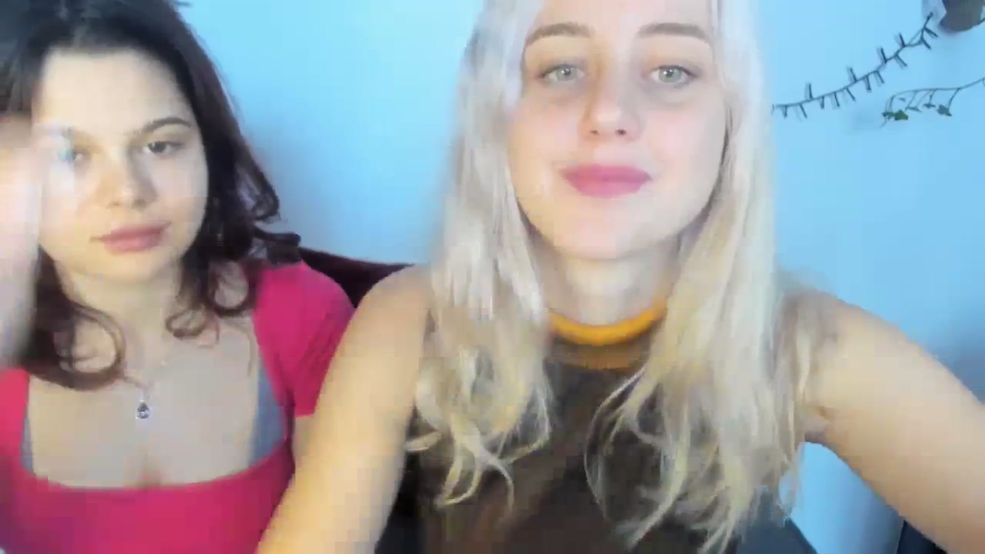 Gallery image thumbnail from AliceKatz's myfreecams stream on, 11/29/2023, 12:41 image 12 of 20