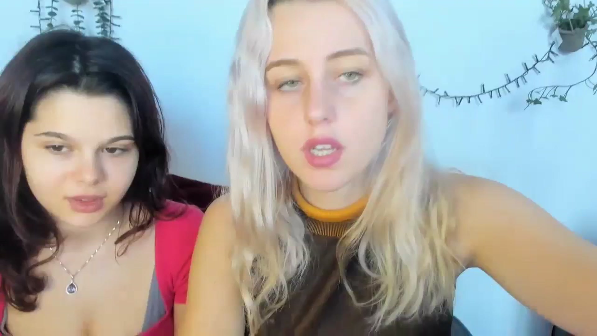 Gallery image thumbnail from AliceKatz's myfreecams stream on, 11/29/2023, 12:41 image 1 of 20
