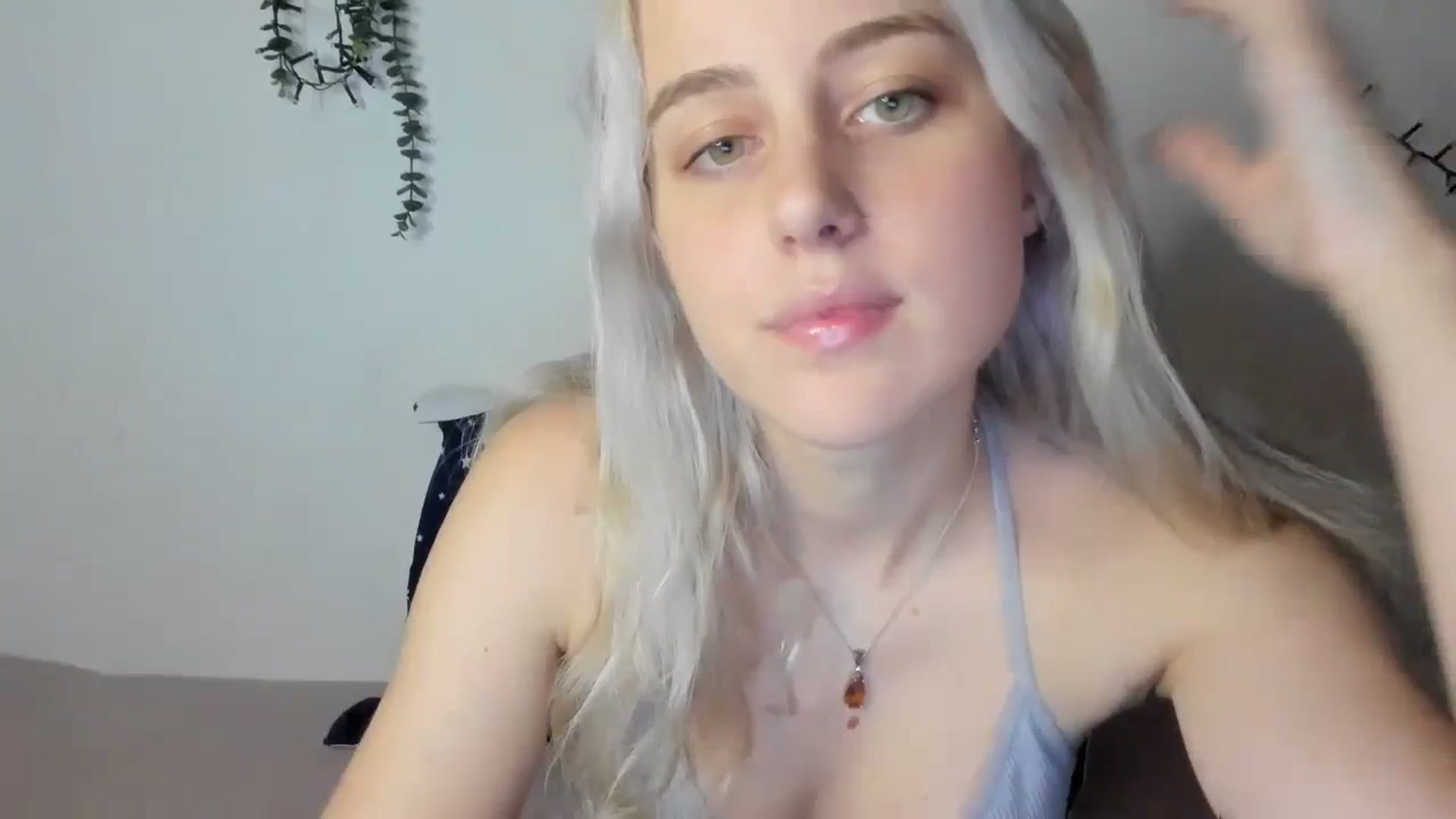 Gallery image thumbnail from AliceKatz's myfreecams stream on, 01/20/2024, 18:57 image 15 of 20