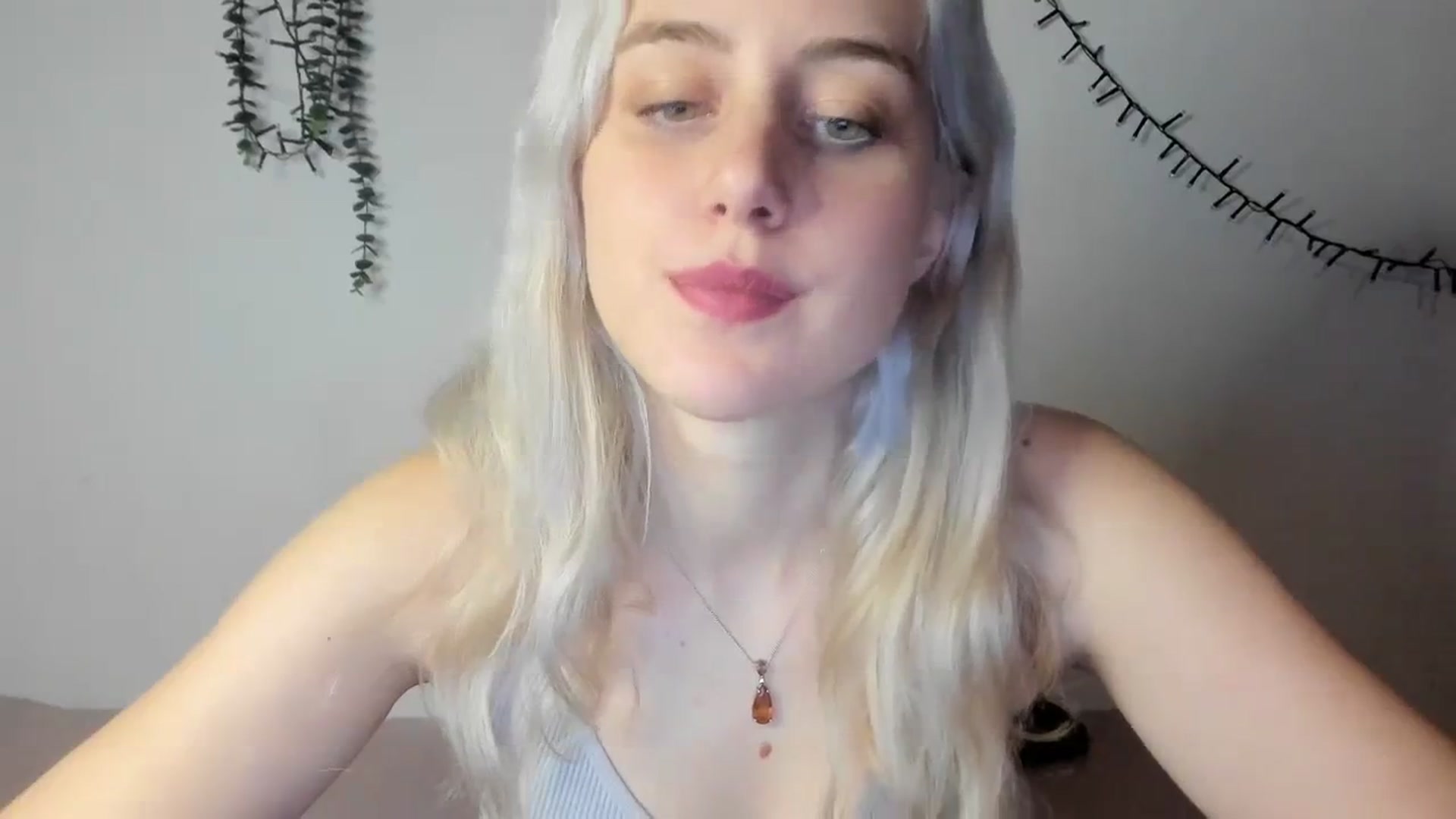 Gallery image thumbnail from AliceKatz's myfreecams stream on, 01/21/2024, 19:22 image 16 of 20