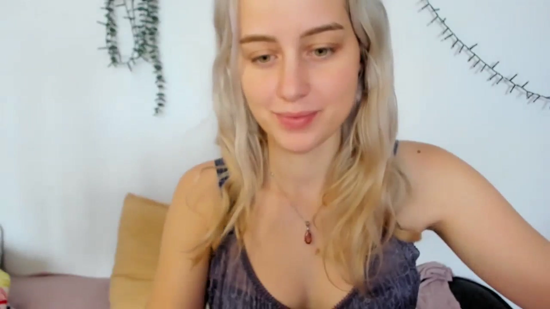 Gallery image thumbnail from AliceKatz's myfreecams stream on, 01/28/2024, 12:07 image 9 of 20
