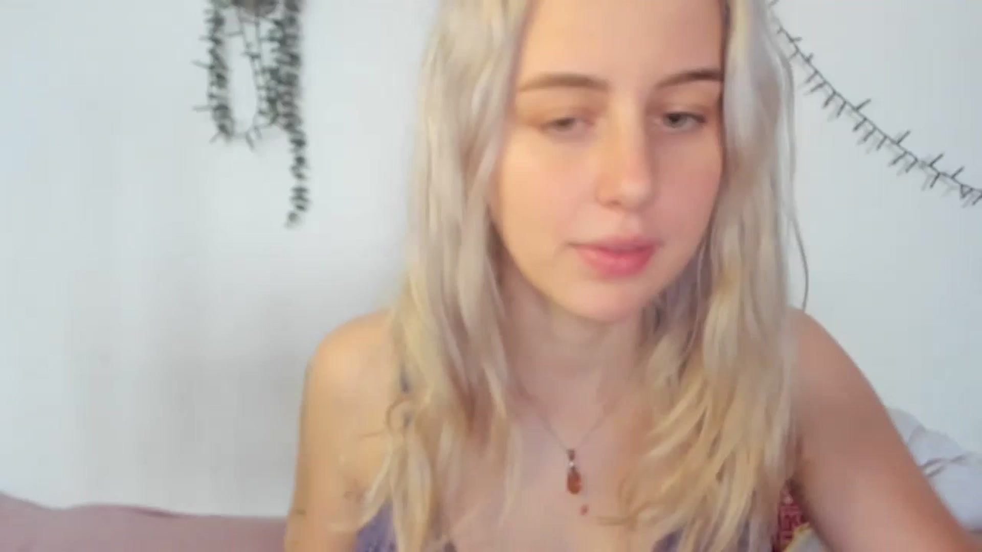 Gallery image thumbnail from AliceKatz's myfreecams stream on, 01/28/2024, 12:07 image 19 of 20