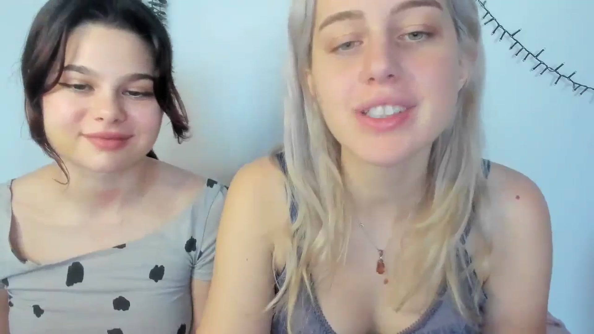 Gallery image thumbnail from AliceKatz's myfreecams stream on, 01/28/2024, 14:08 image 12 of 20