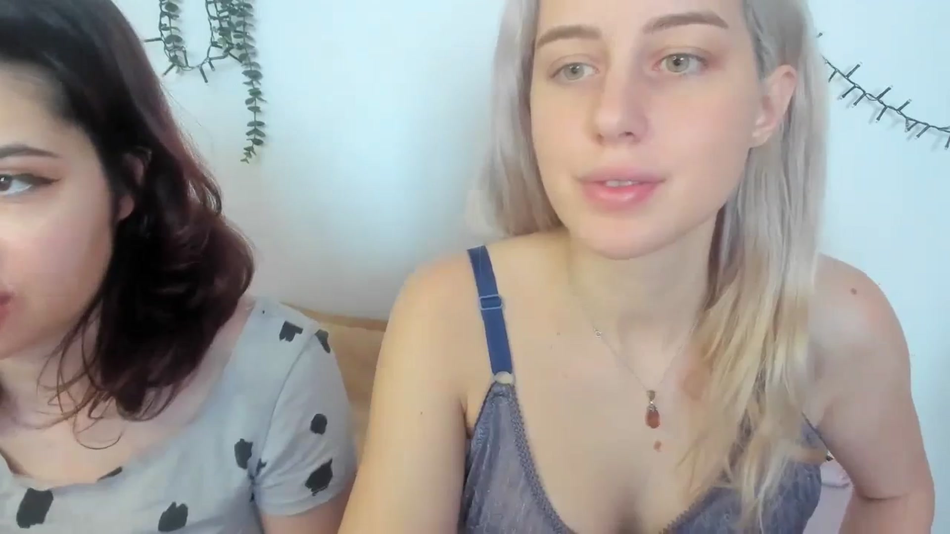 Gallery image thumbnail from AliceKatz's myfreecams stream on, 01/28/2024, 14:08 image 5 of 20
