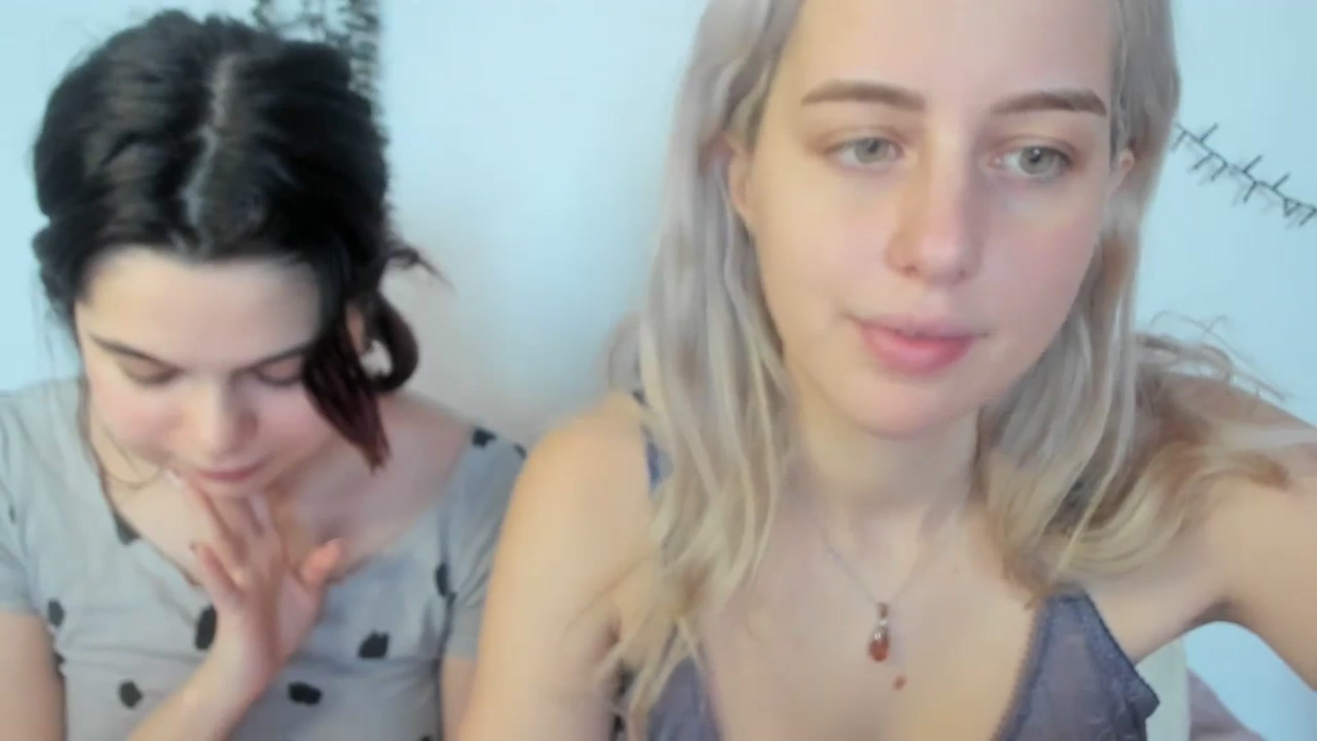 Gallery image thumbnail from AliceKatz's myfreecams stream on, 01/28/2024, 14:08 image 10 of 20