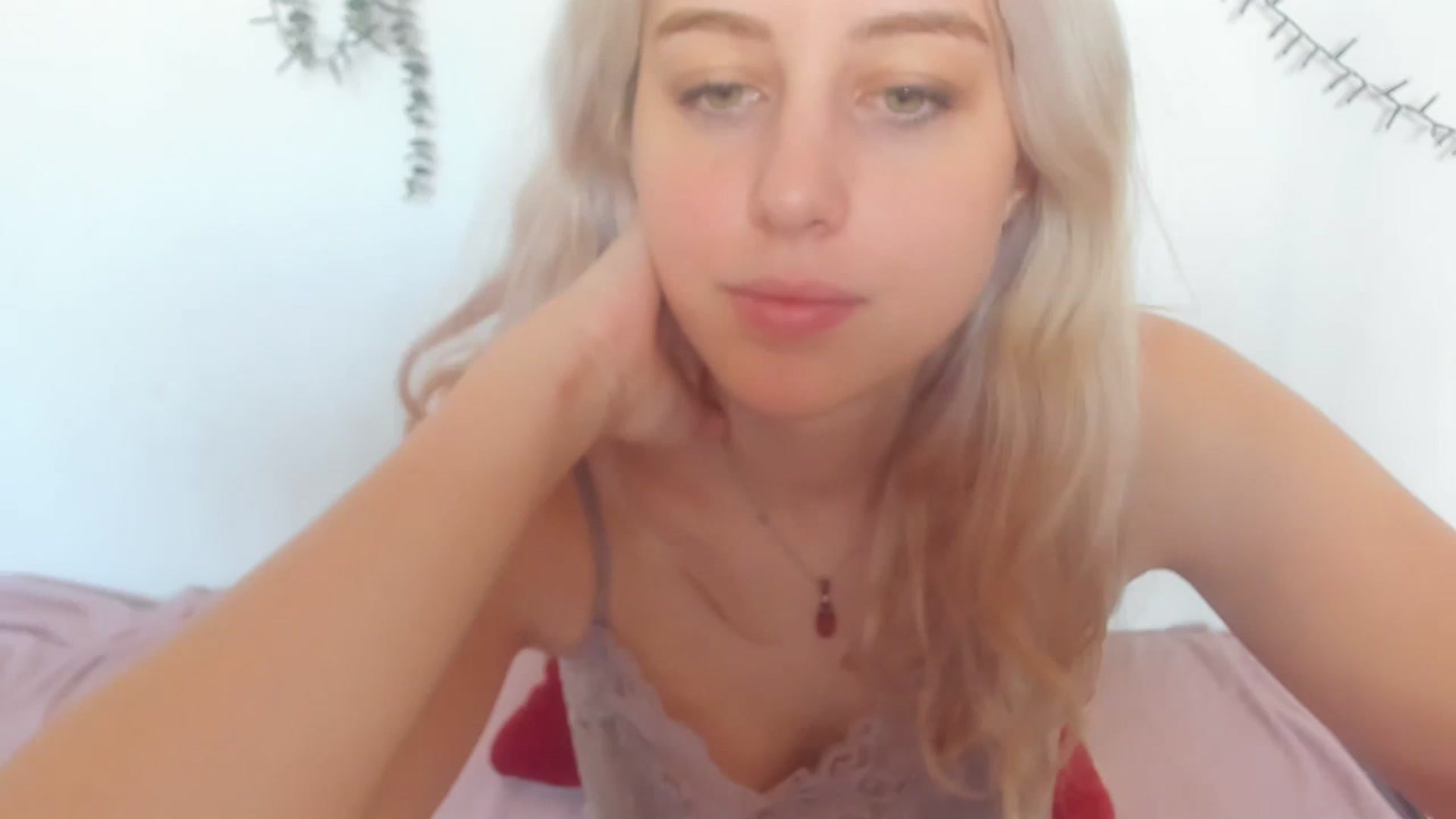 Gallery image thumbnail from AliceKatz's myfreecams stream on, 02/08/2024, 11:05 image 11 of 20