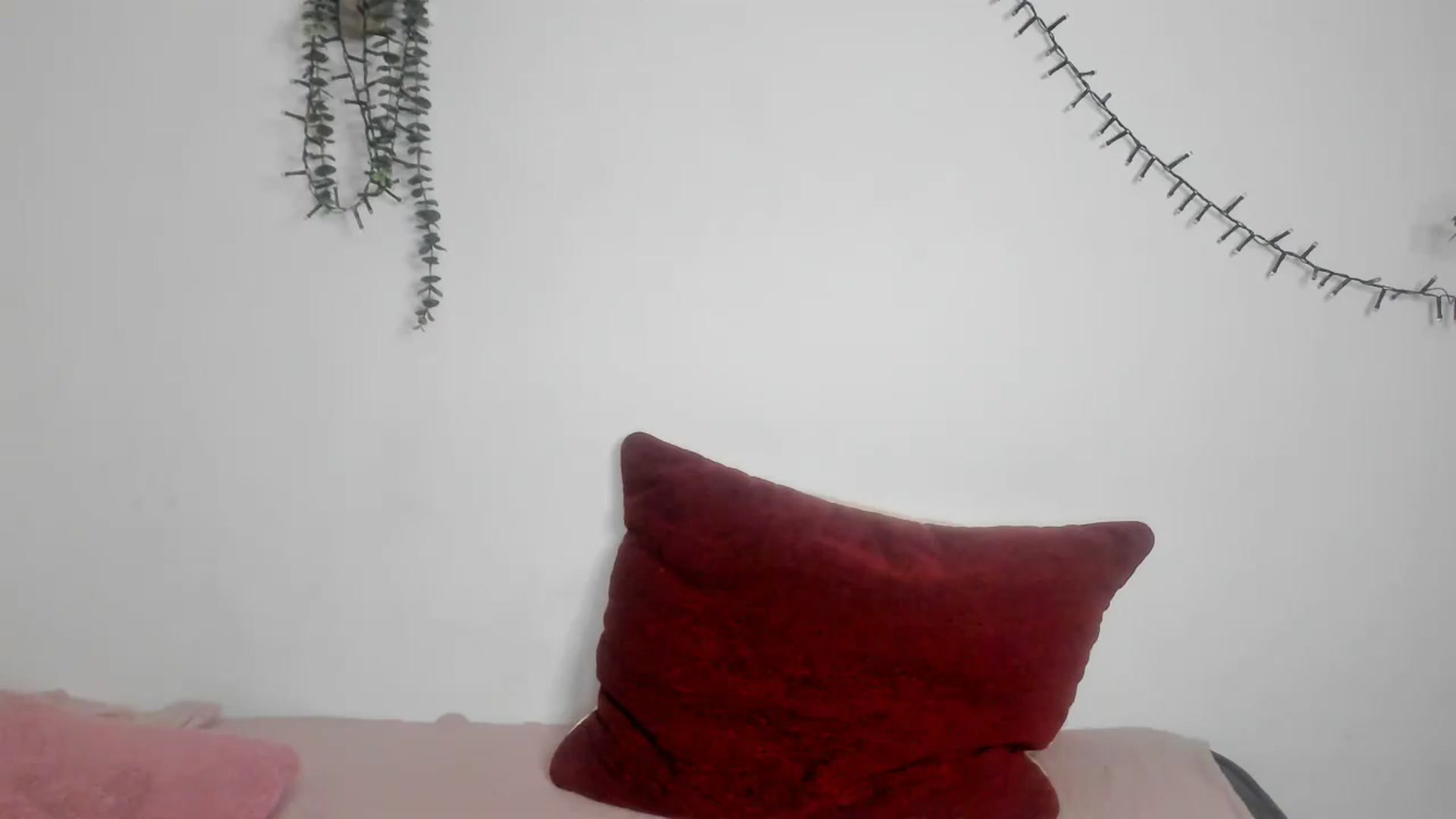 Gallery image thumbnail from AliceKatz's myfreecams stream on, 02/08/2024, 16:34 image 15 of 20