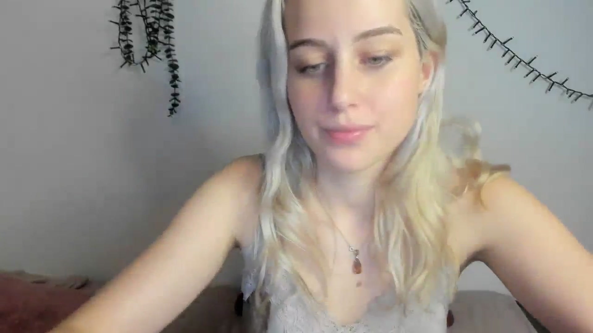 Gallery image thumbnail from AliceKatz's myfreecams stream on, 02/08/2024, 16:34 image 12 of 20