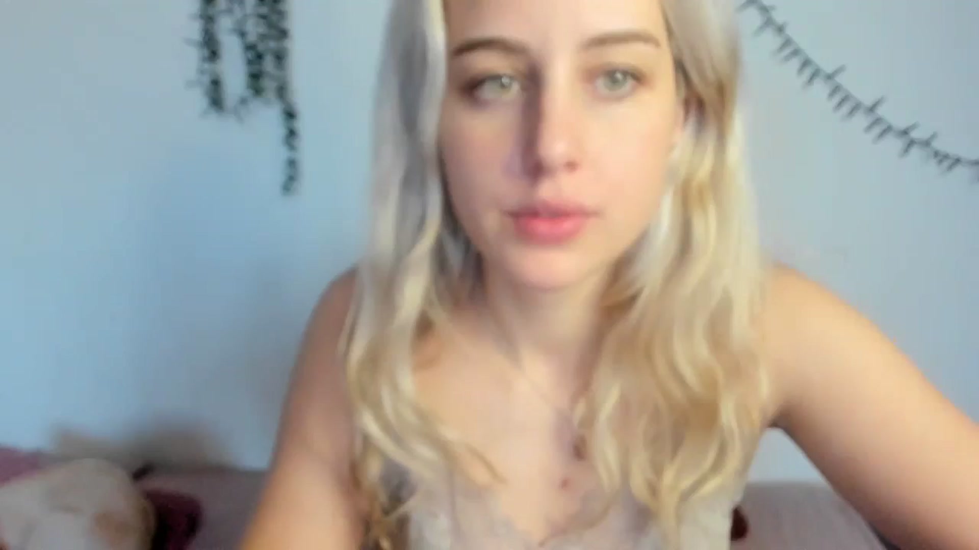 Gallery image thumbnail from AliceKatz's myfreecams stream on, 02/08/2024, 16:34 image 1 of 20
