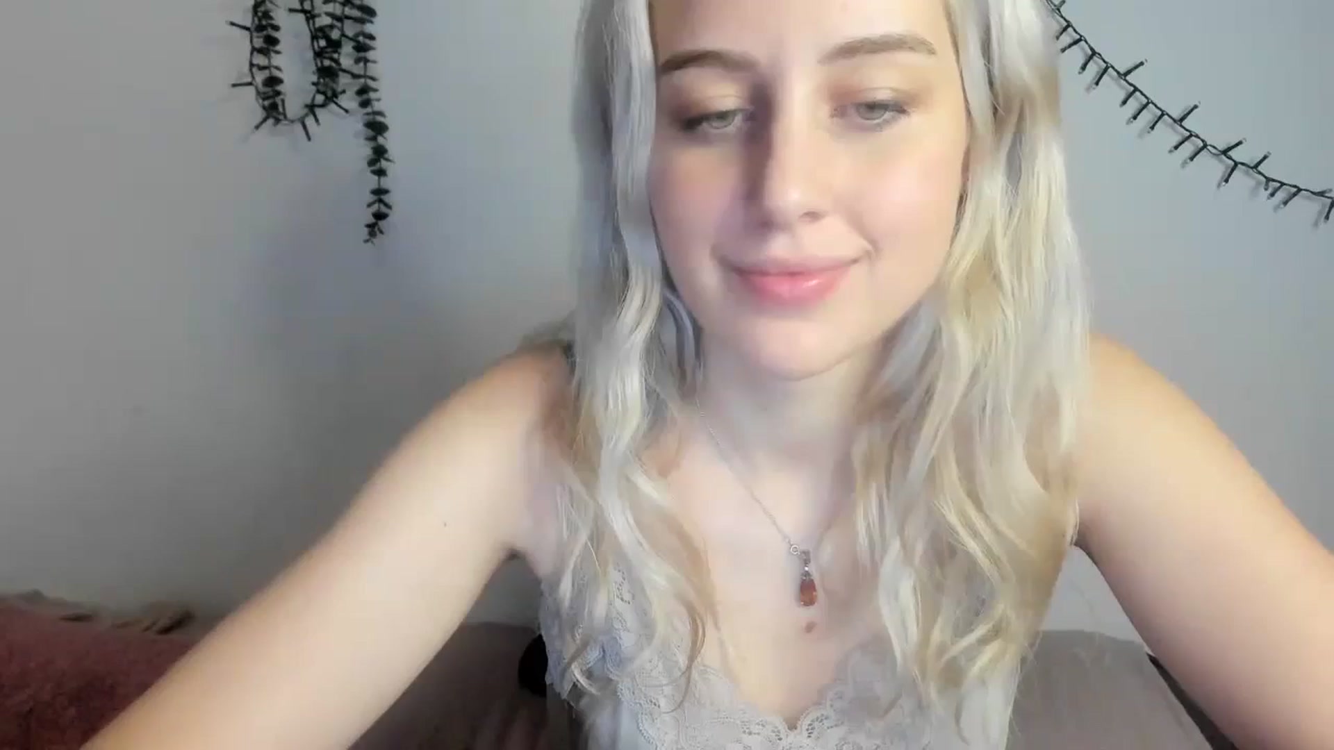 Gallery image thumbnail from AliceKatz's myfreecams stream on, 02/08/2024, 16:34 image 10 of 20