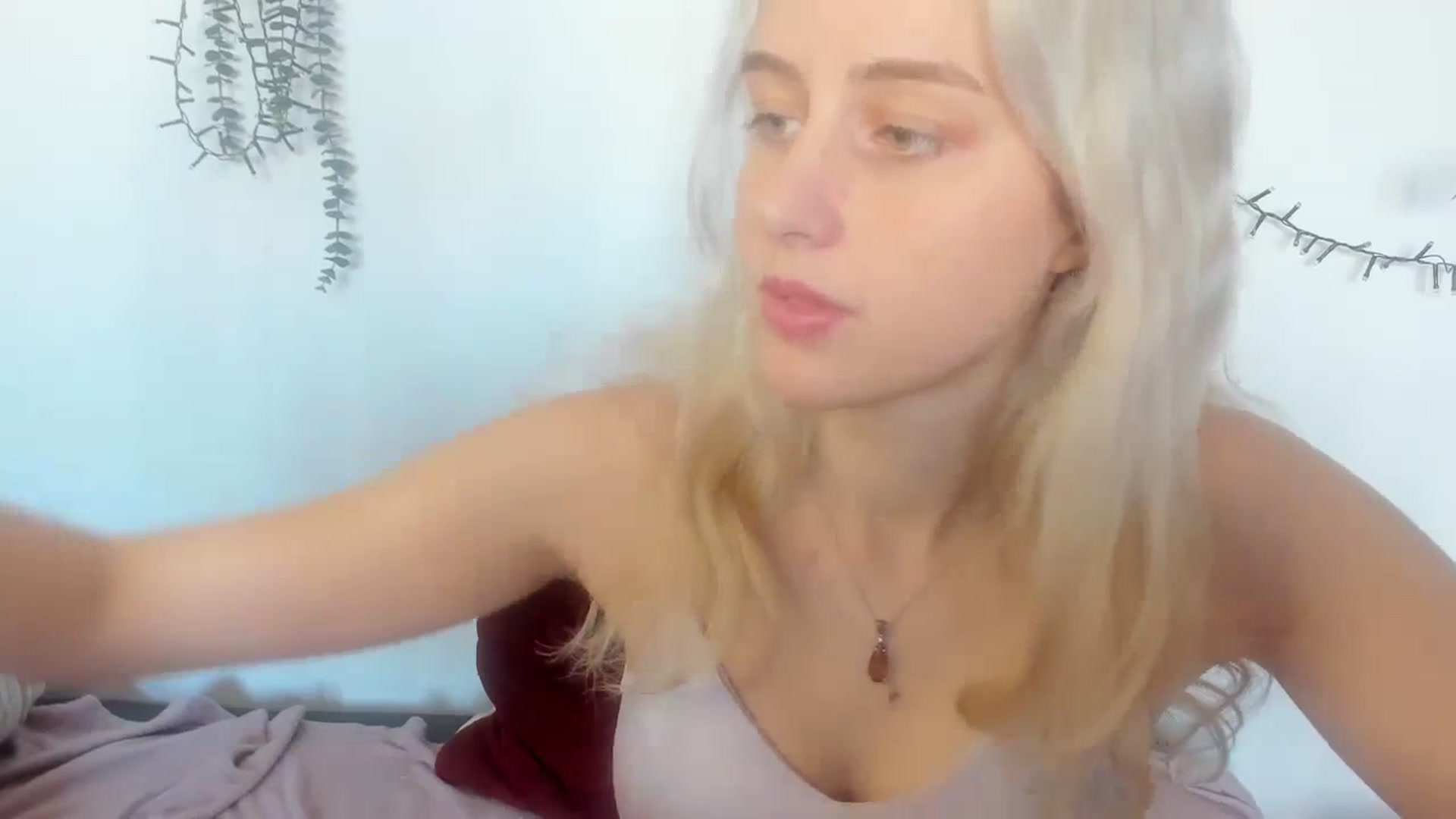 Gallery image thumbnail from AliceKatz's myfreecams stream on, 02/19/2024, 13:58 image 16 of 20