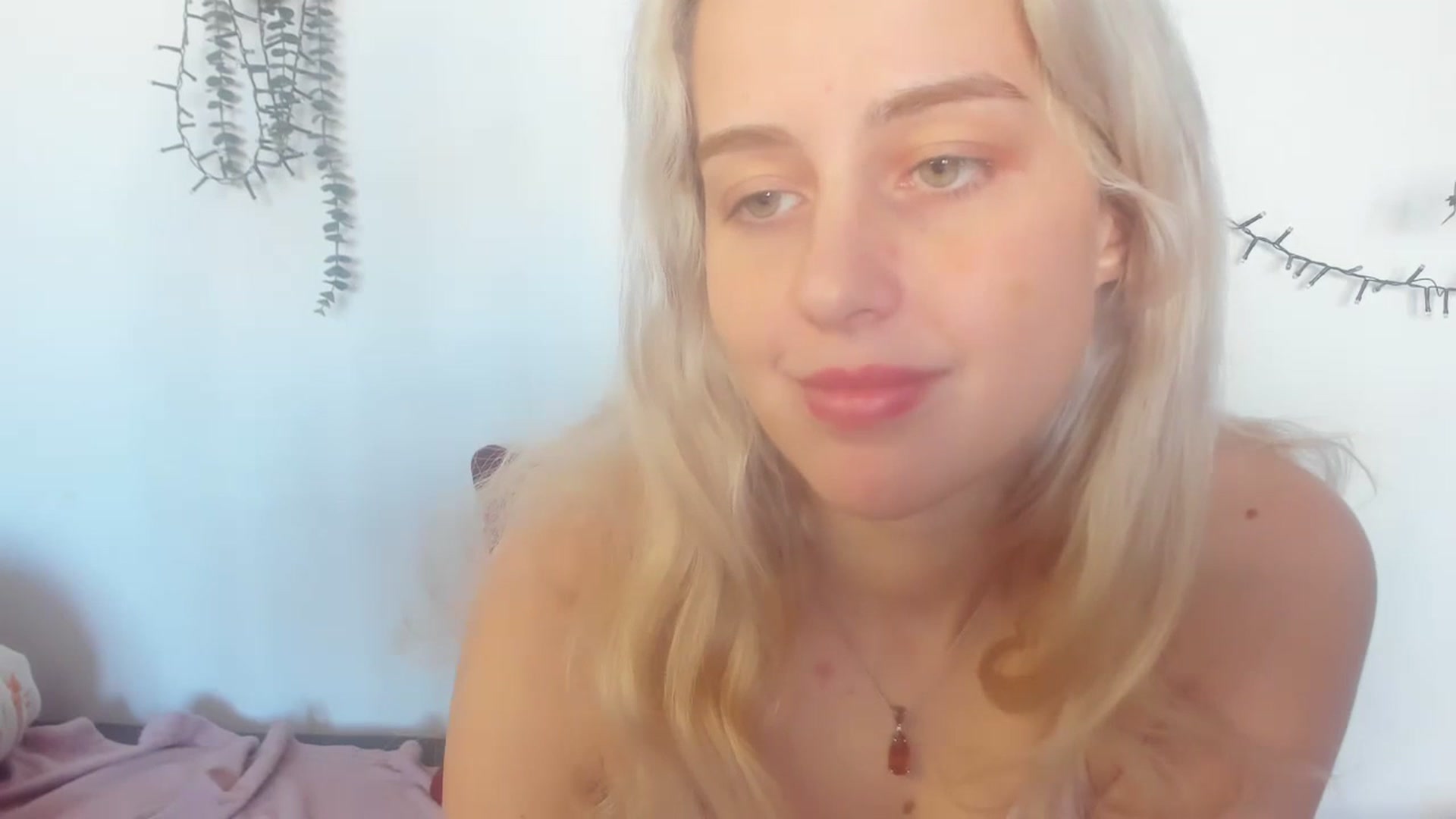 Gallery image thumbnail from AliceKatz's myfreecams stream on, 02/19/2024, 13:58 image 5 of 20