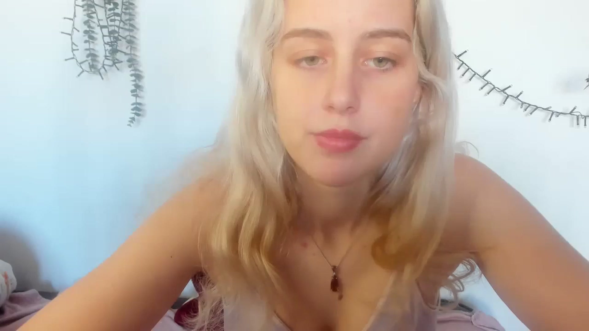 Gallery image thumbnail from AliceKatz's myfreecams stream on, 02/19/2024, 13:58 image 4 of 20