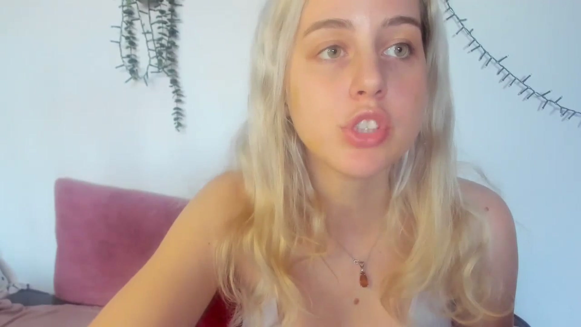 Gallery image thumbnail from AliceKatz's myfreecams stream on, 02/21/2024, 14:55 image 20 of 20