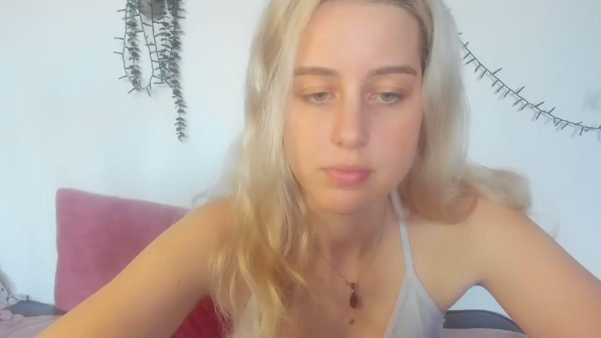 Gallery image thumbnail from AliceKatz's myfreecams stream on, 02/21/2024, 14:55 image 1 of 20