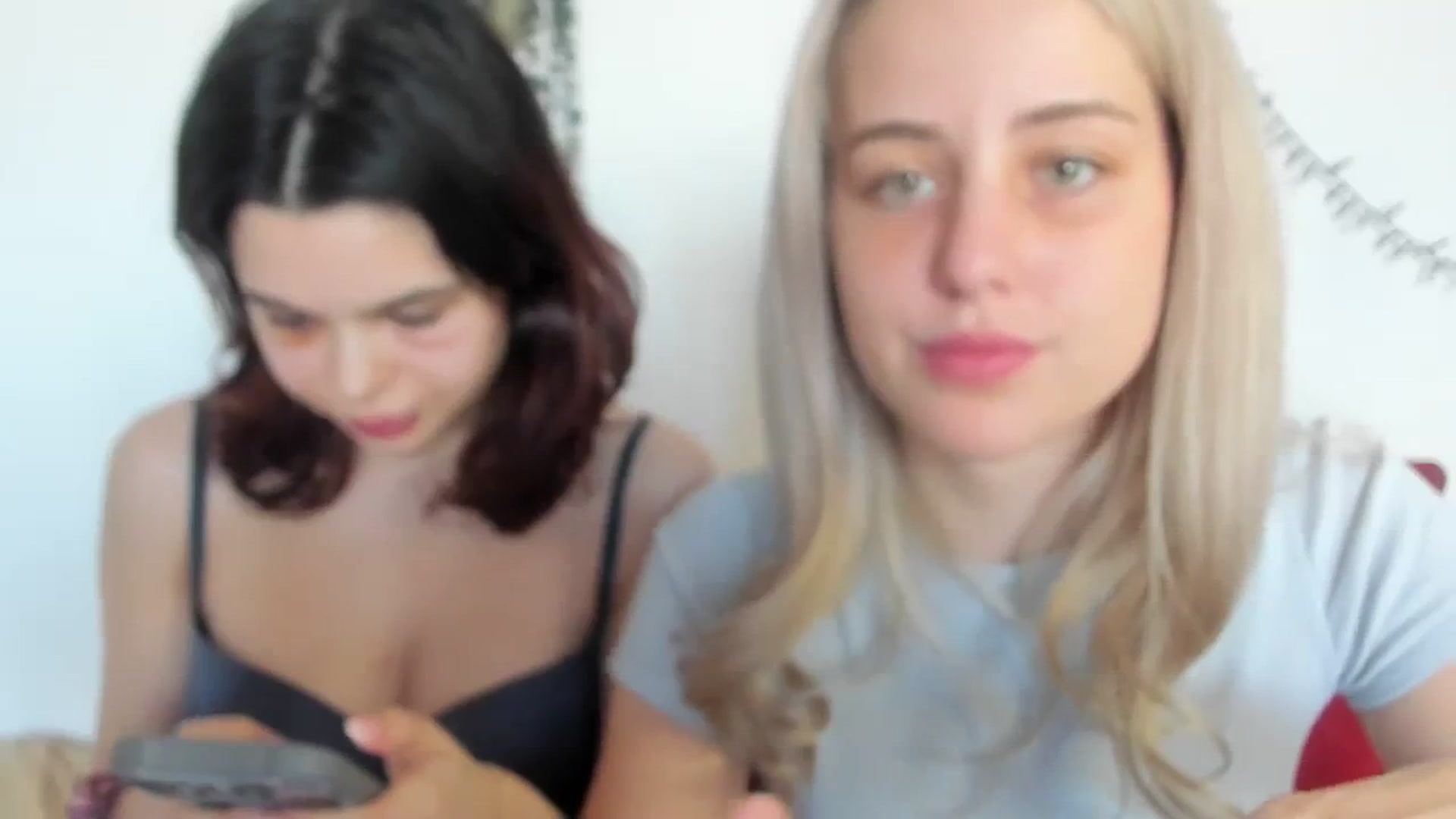 Gallery image thumbnail from AliceKatz's myfreecams stream on, 03/03/2024, 15:04 image 8 of 20