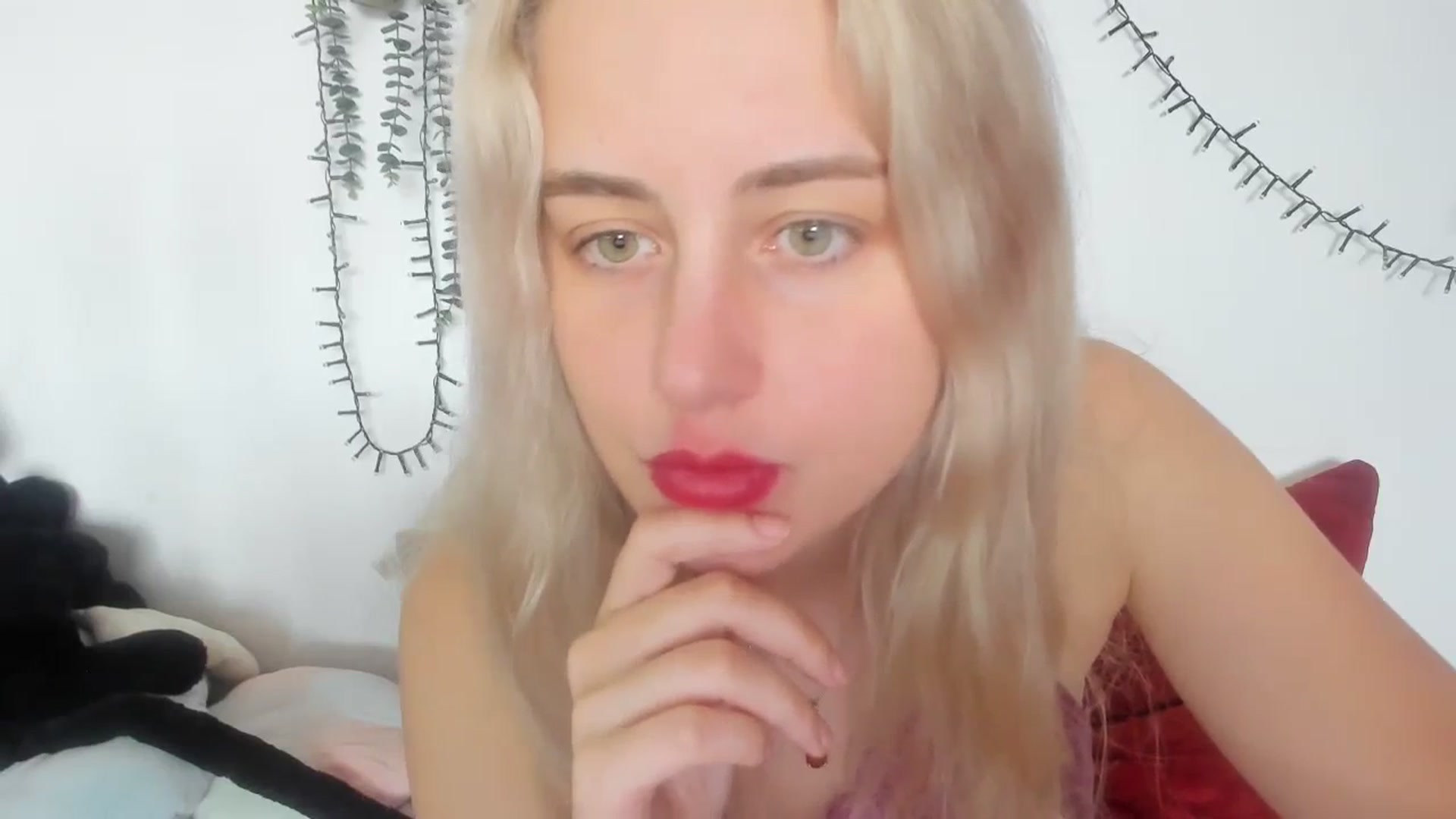 Gallery image thumbnail from AliceKatz's myfreecams stream on, 03/08/2024, 11:32 image 9 of 20